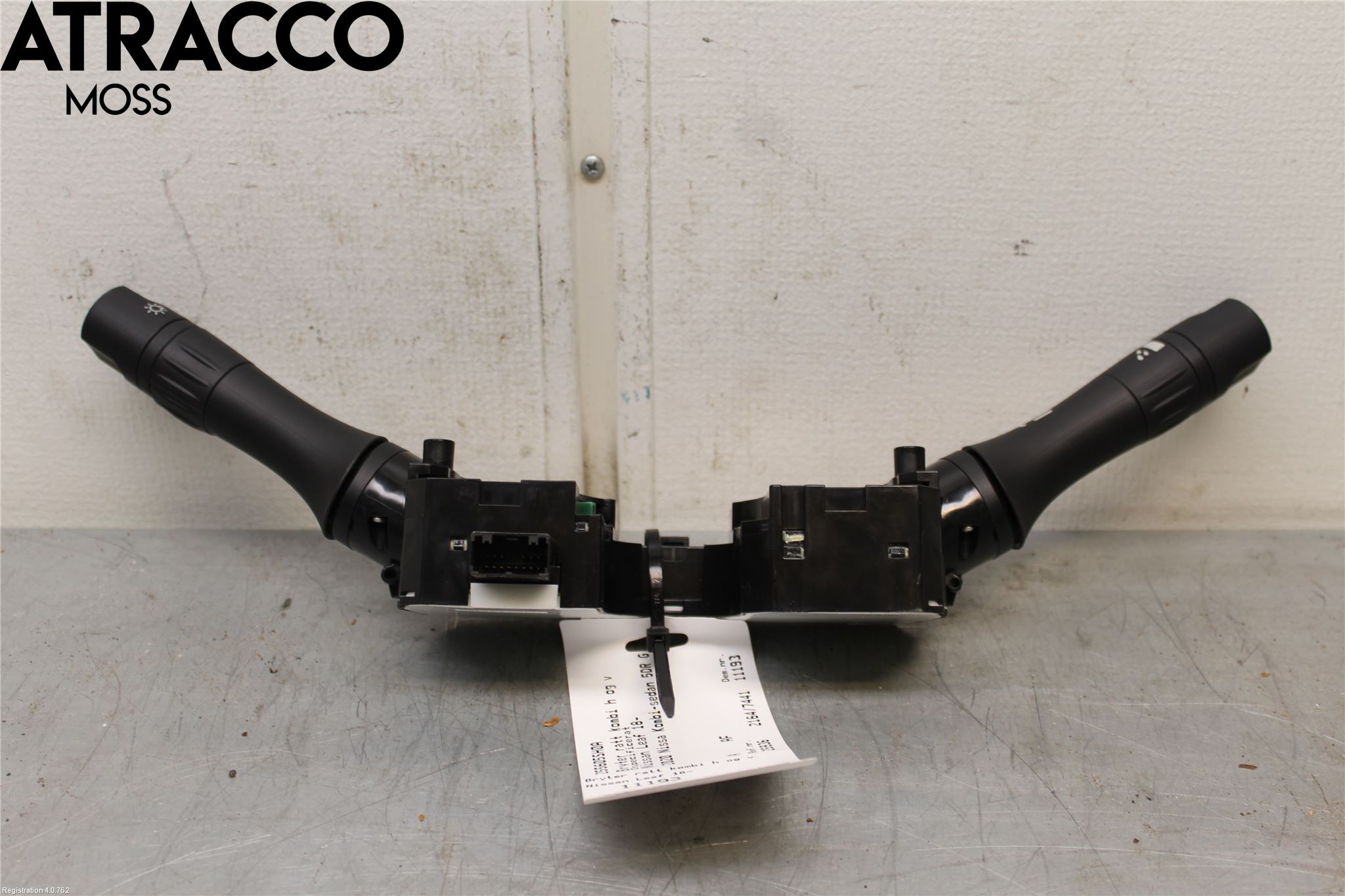 Nissan LEAF 18- Bryter Ratt Kombi H Og V