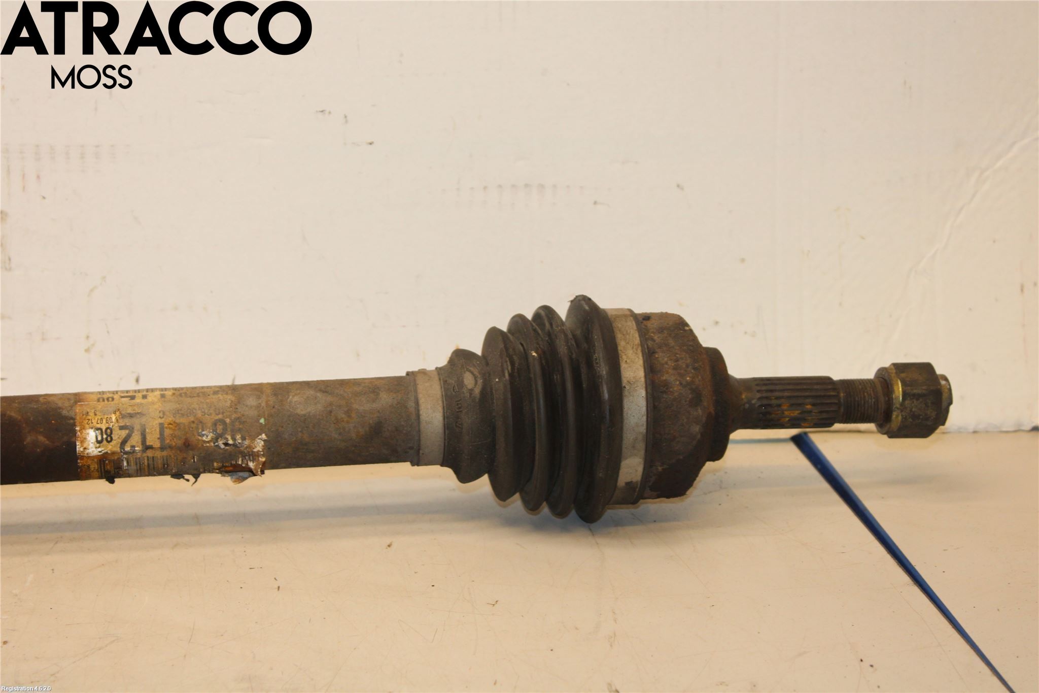 Peugeot 208 12-15 Drivaksel Foran Kompl Høyre