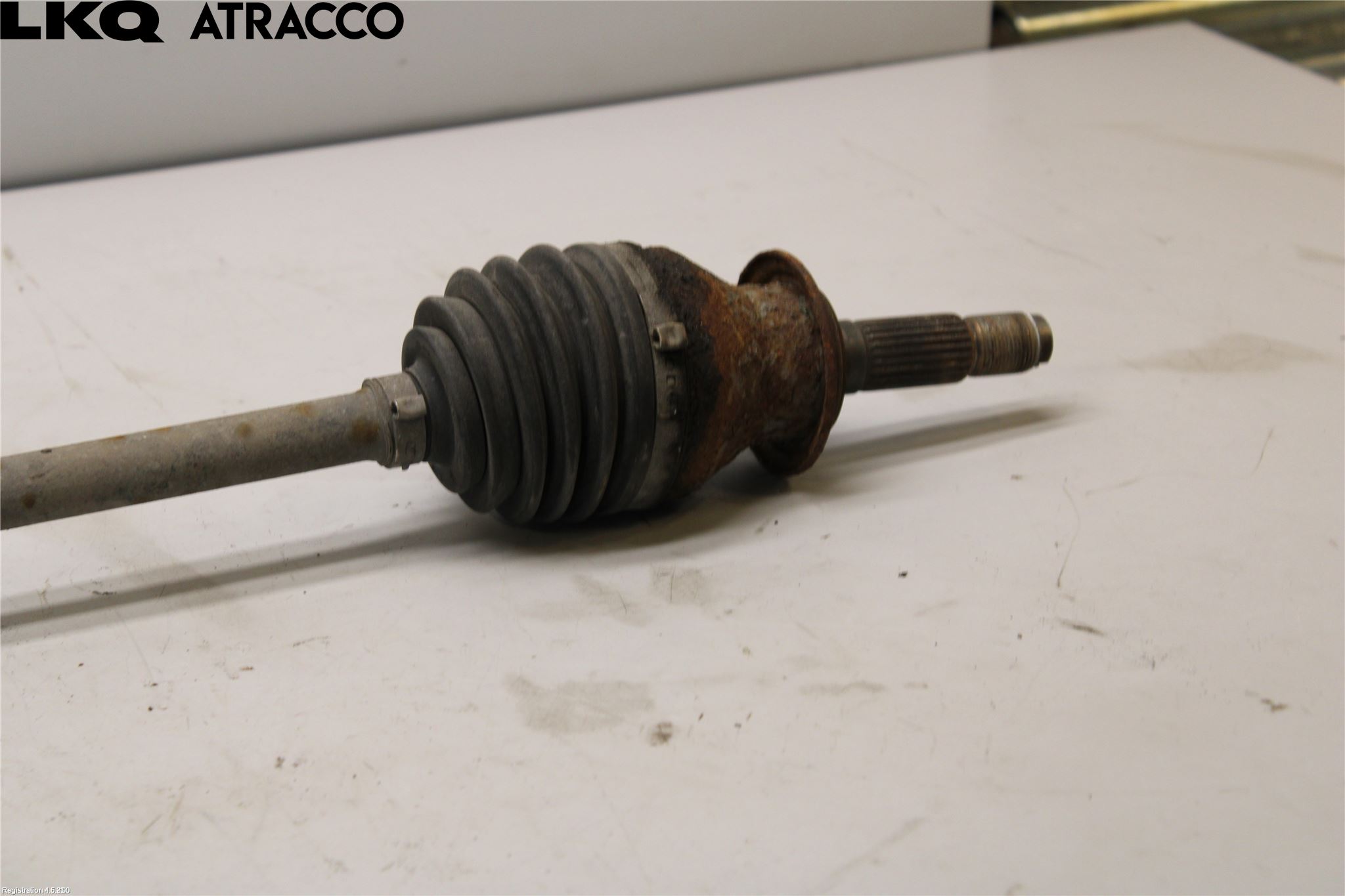 Daihatsu TERIOS Drivaksel Foran Kompl Høyre