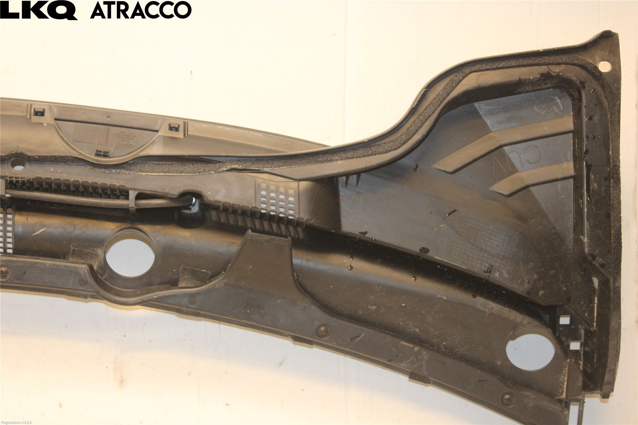 Kia STONIC 18->> Visker Deksel-Grill-Under Frr