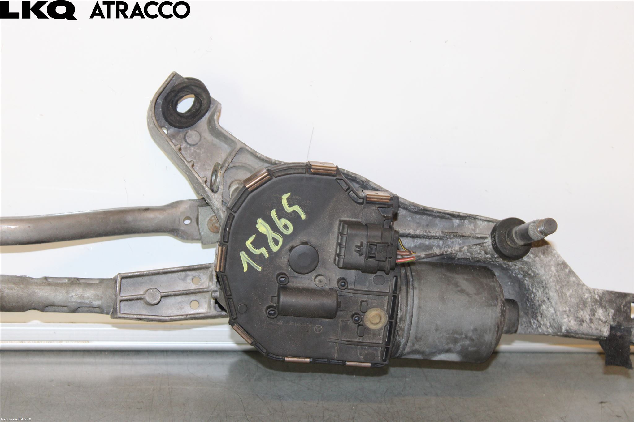 Mercedes-Benz MB E-KLASS (W212) 09-16 Viskermotor Frontrute