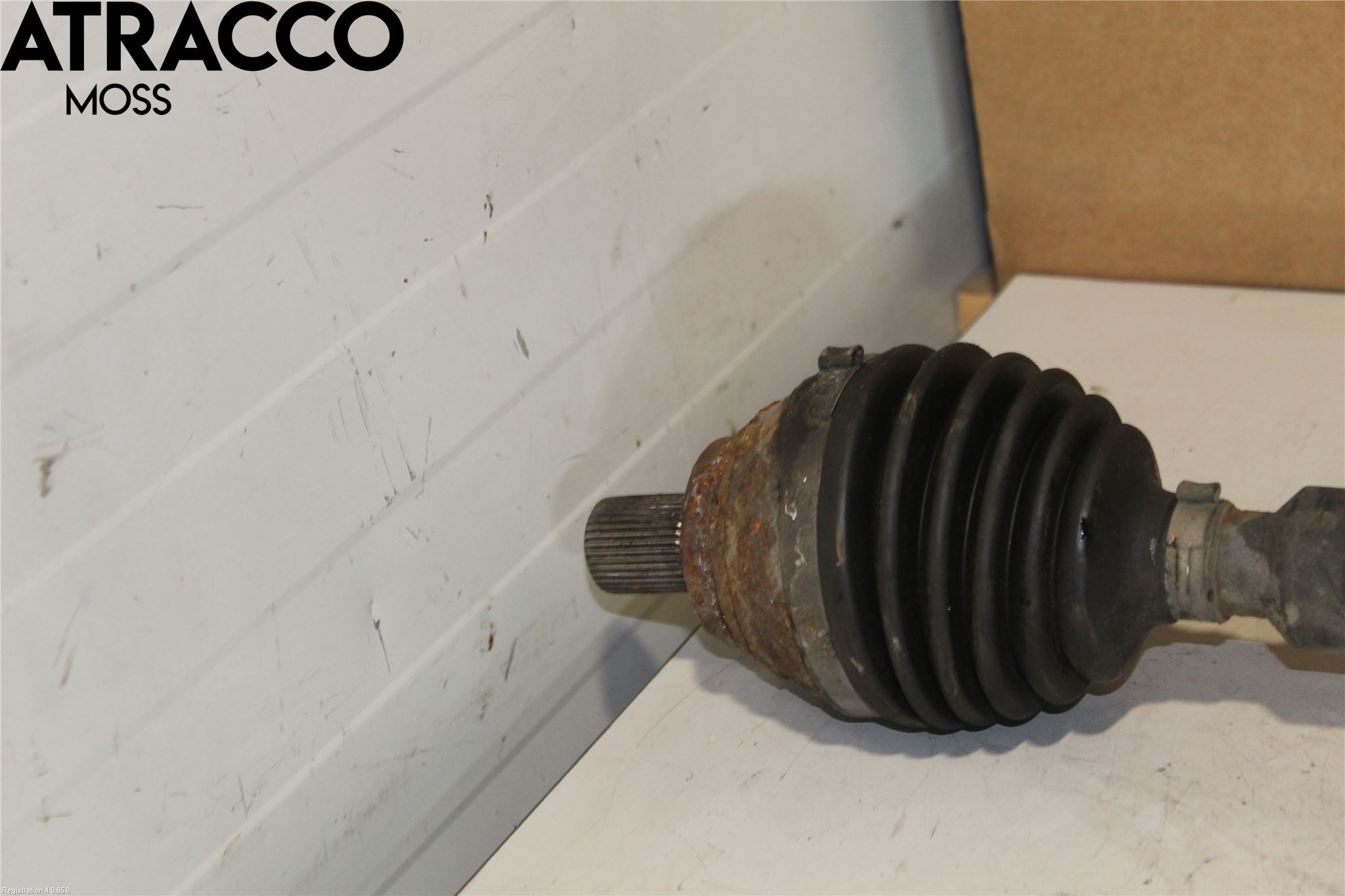 Volkswagen VW GOLF VI 09-13 Drivaksel Foran Kompl Høyre