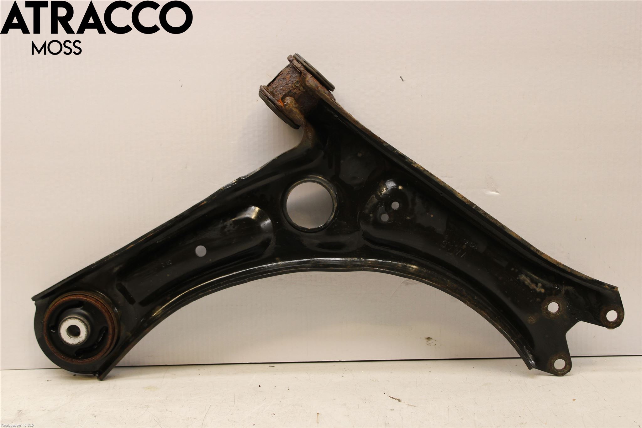 Volkswagen VW CADDY 11-15 Bærearm Foran Høyre Nedre