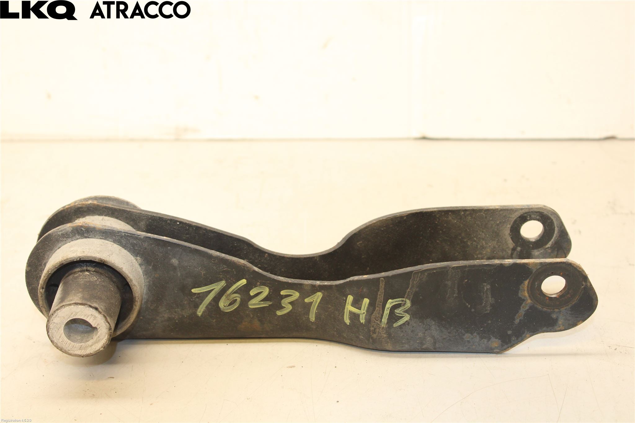 Jaguar I-PACE 18- Bakaksel Momentstag