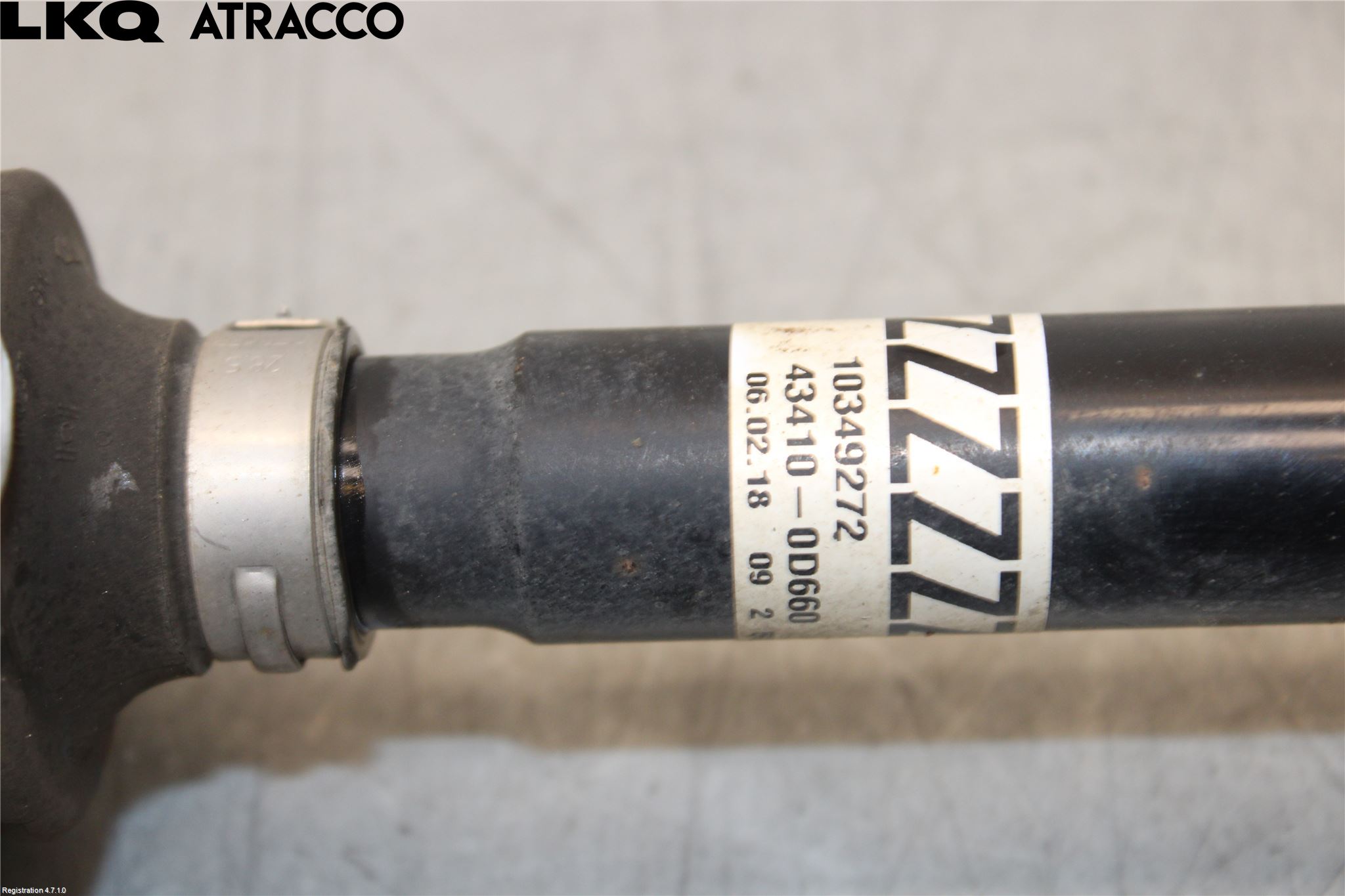 Toyota YARIS XP130 15-20 Drivaksel Foran Kompl Høyre