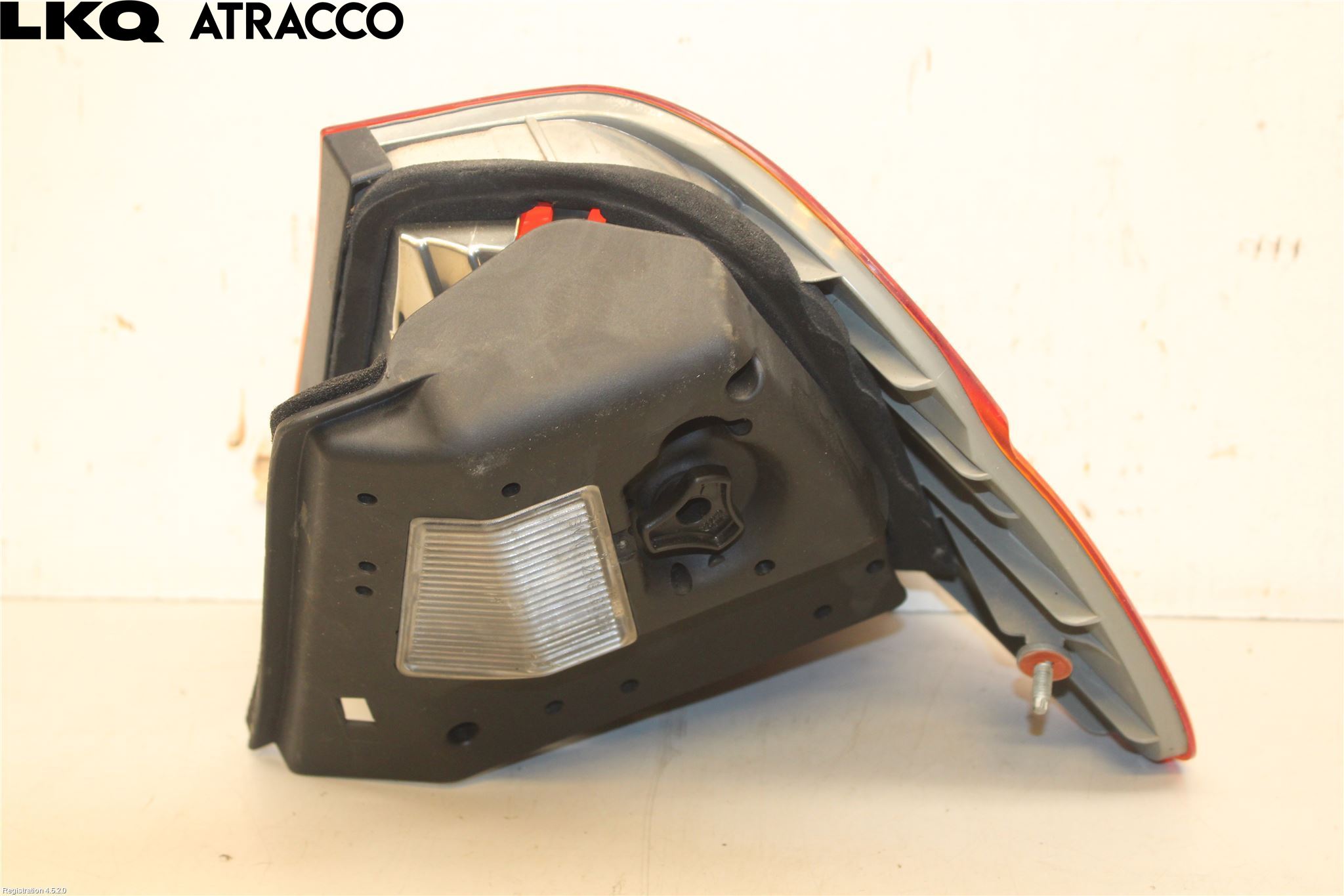 BMW 3 E46      98-05 Baklykt Venstre