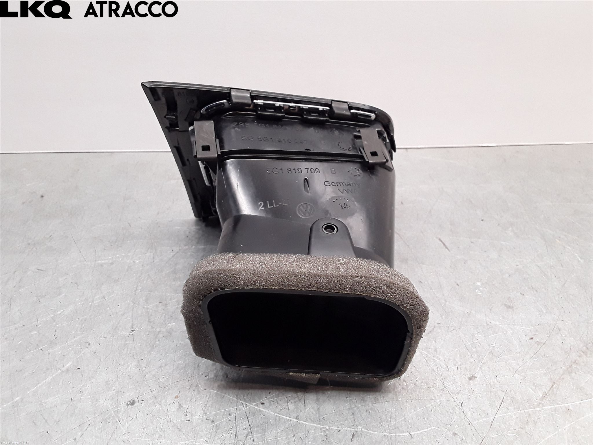 Volkswagen VW GOLF / E-GOLF VII 13-20 Dashbord Kanal - Dyse