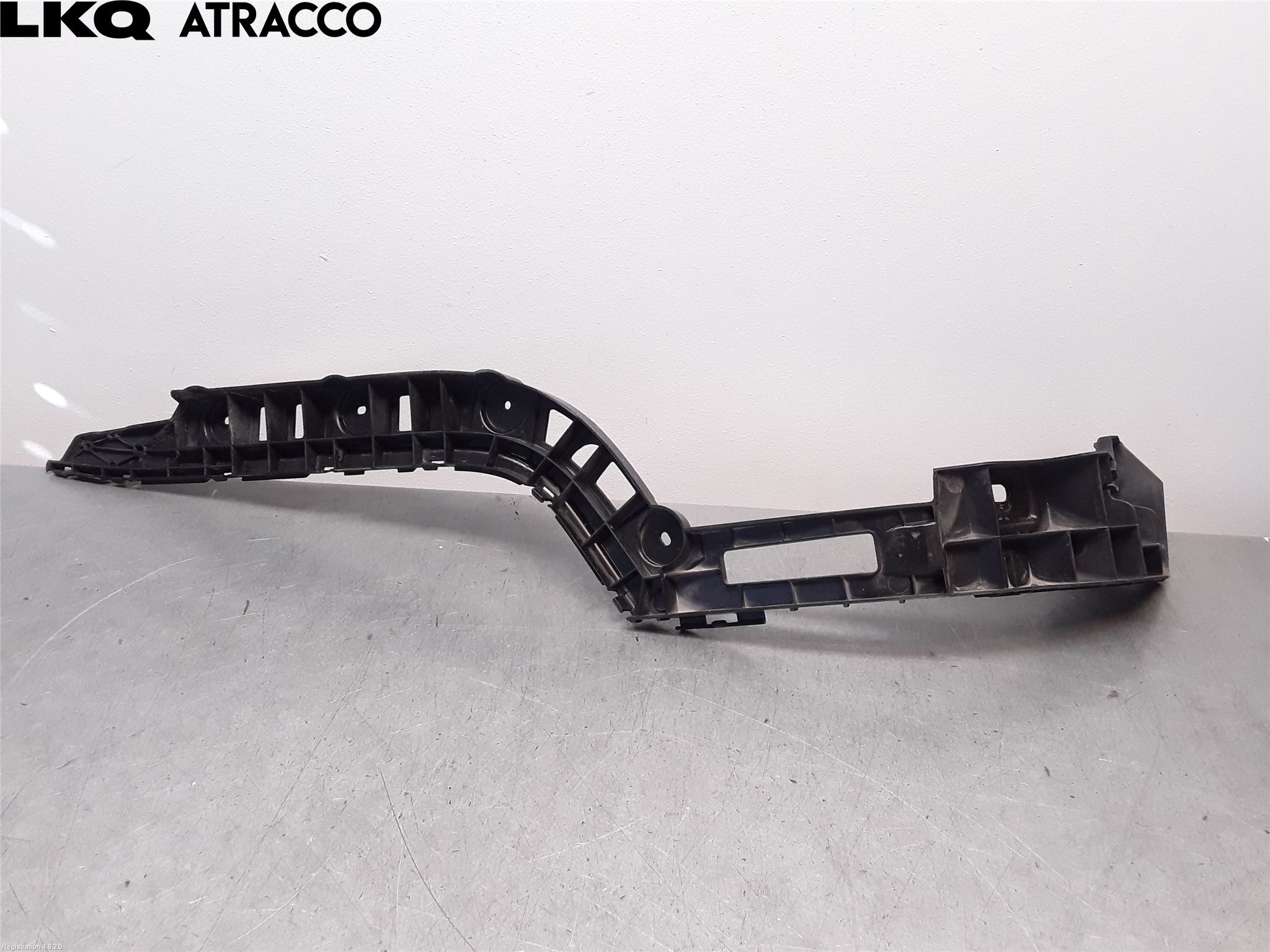 Volkswagen VW PASSAT 15-19 Støtfanger Bak Feste