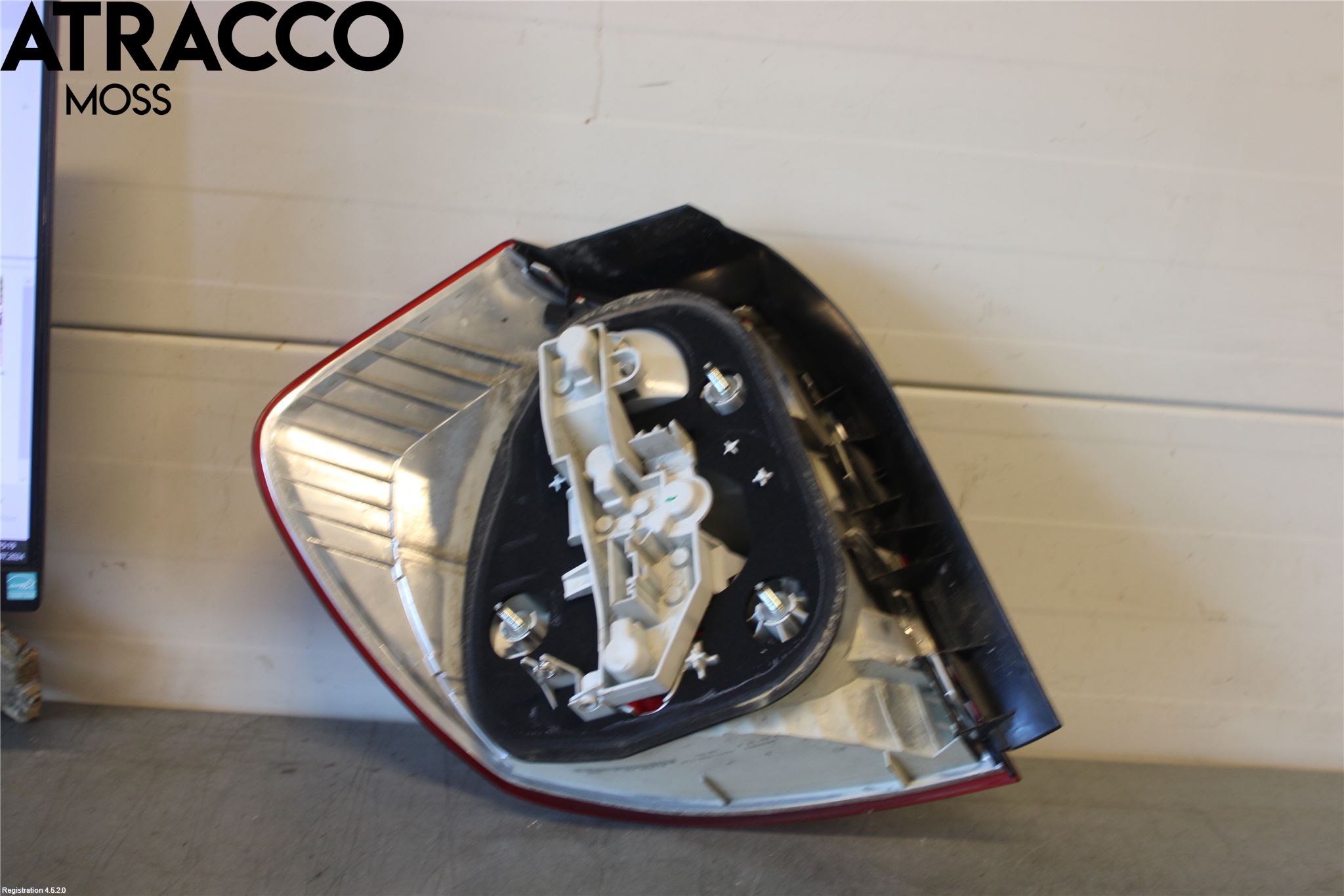 BMW 1 E87/81 5D/3D 03-11 Baklykt Høyre