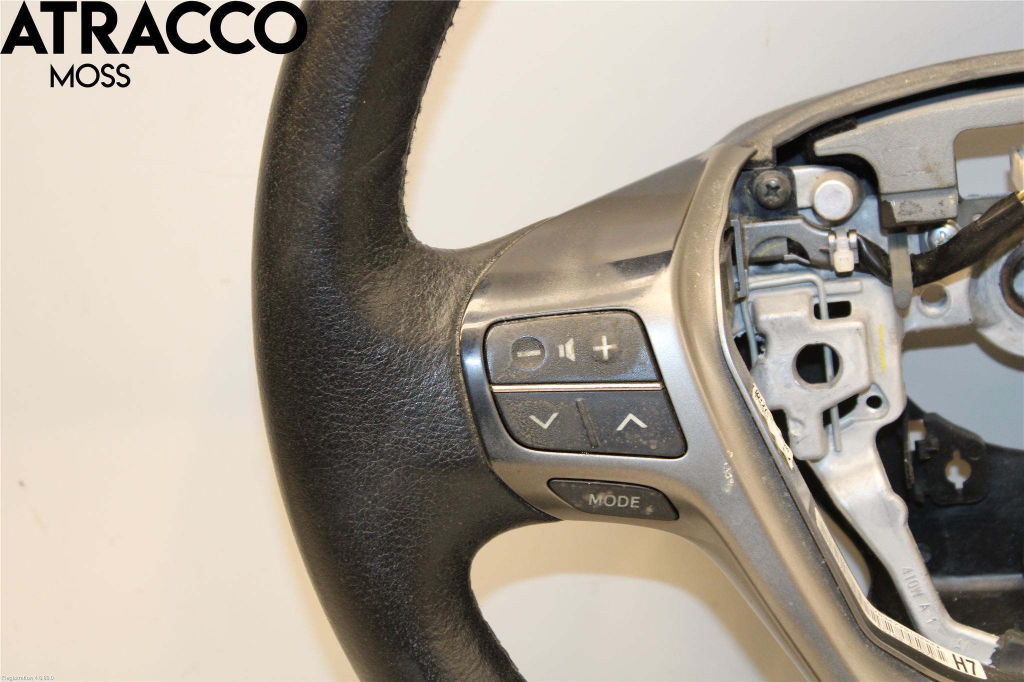 Toyota AVENSIS 09-15 Ratt