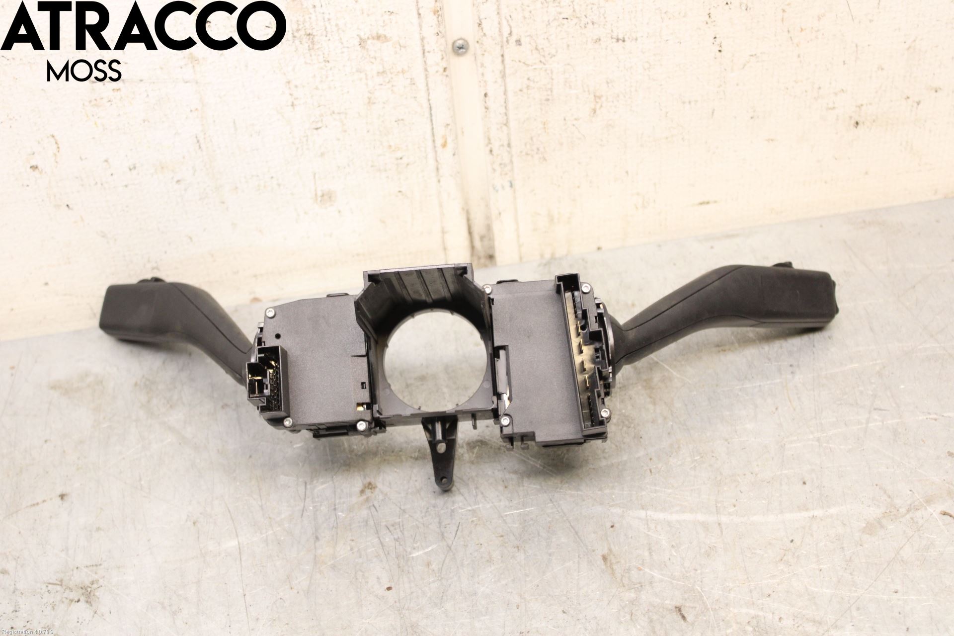 Volkswagen VW UP! / E-UP! Bryter Ratt Kombi H Og V