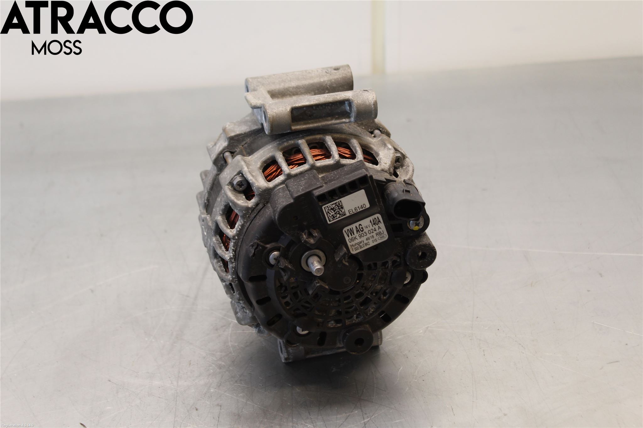 Volkswagen VW T-ROC 18- Dynamo