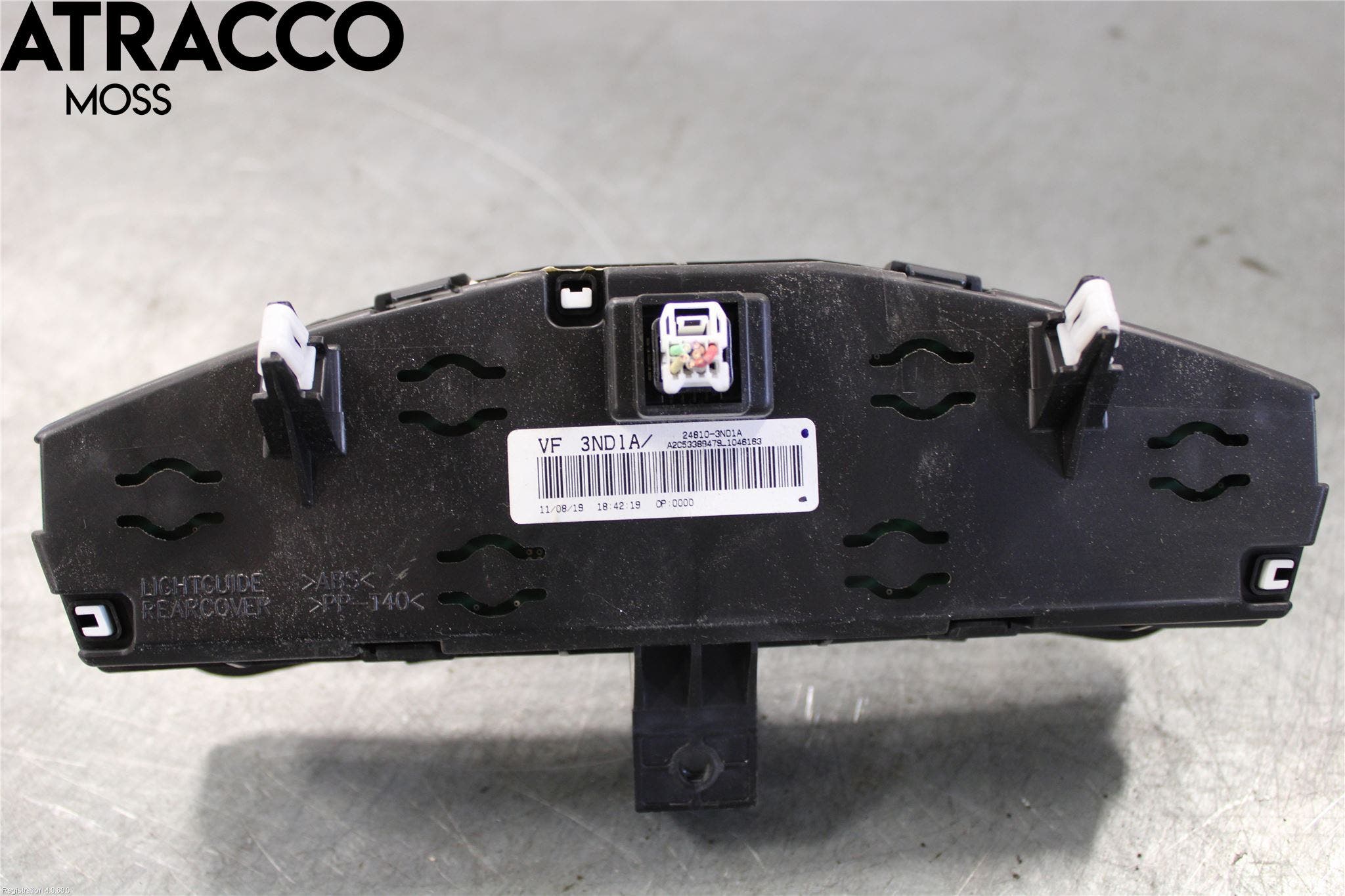 Nissan LEAF 11-17 Instr Kombinert