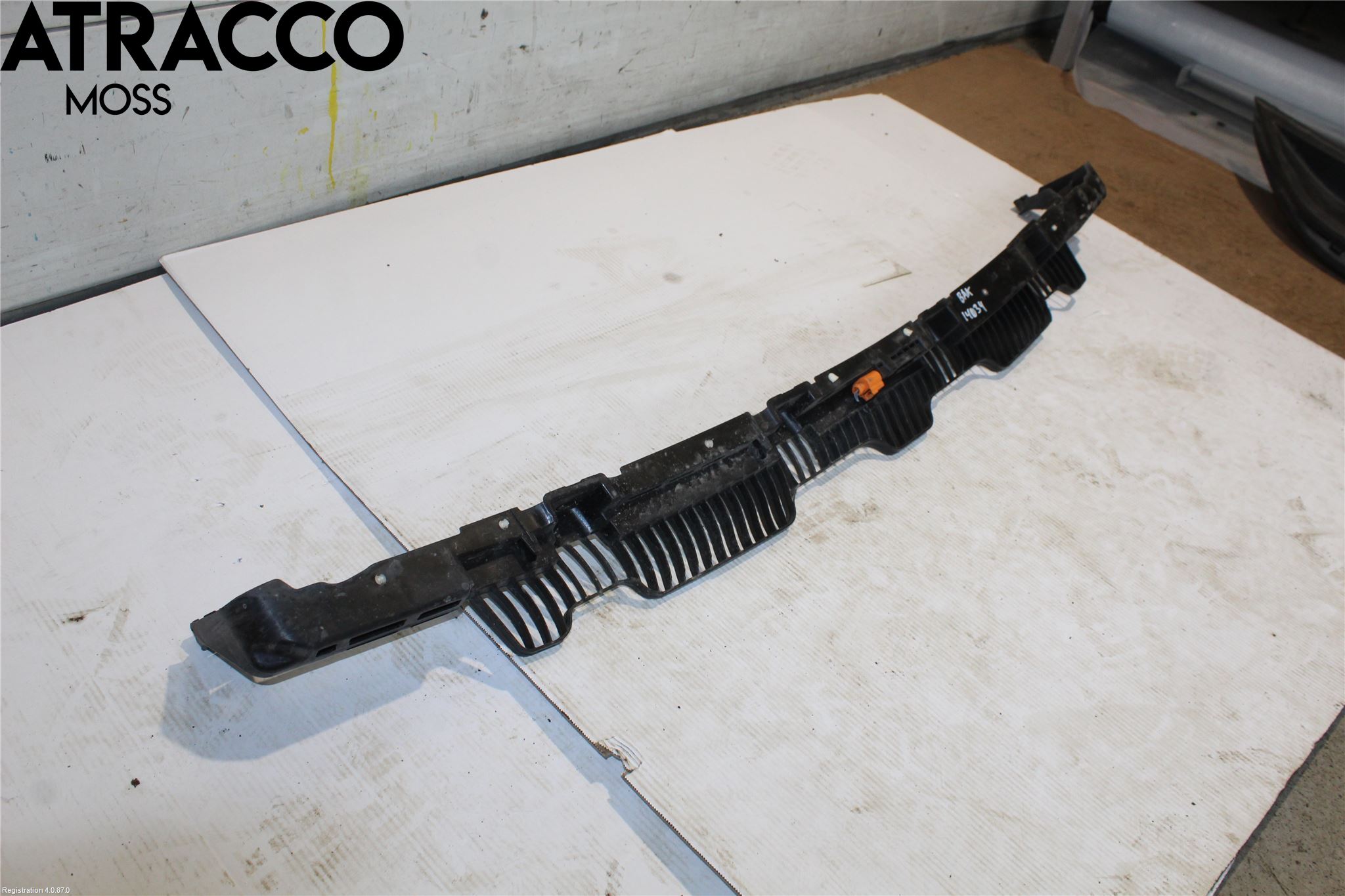 Volkswagen VW GOLF / E-GOLF VII 13-20 Støtfanger Bak Deform Element