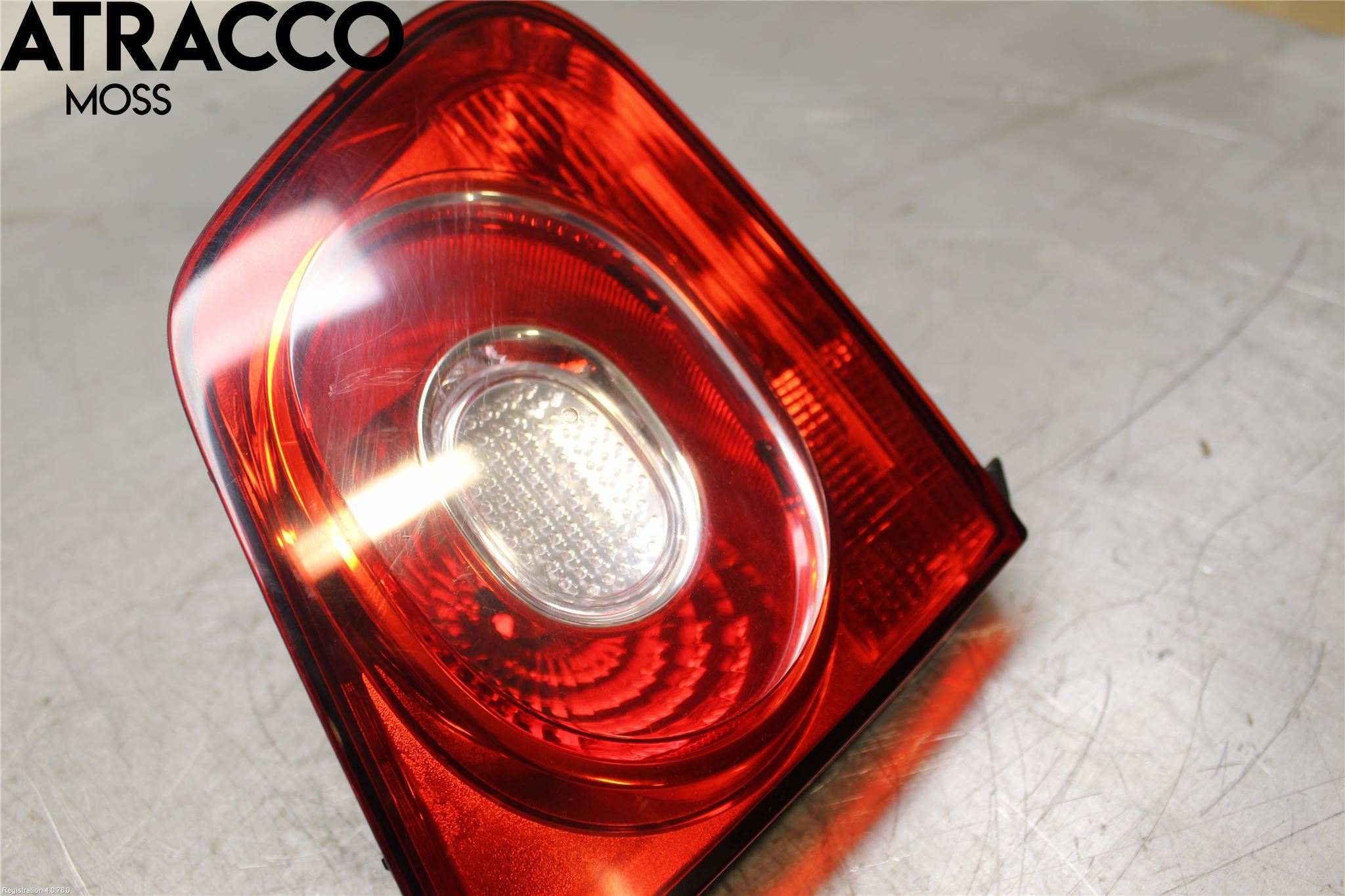 Volkswagen VW TIGUAN 07-16 Baklykt Venstre  På Luke(Indre