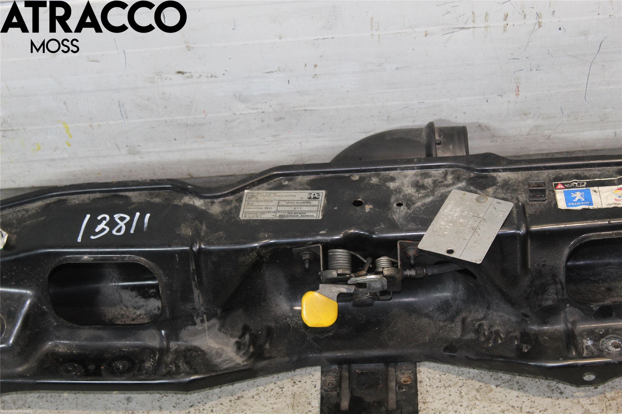 Peugeot BOXER/E-BOXER 15- Panserlåsplate-Bjelke