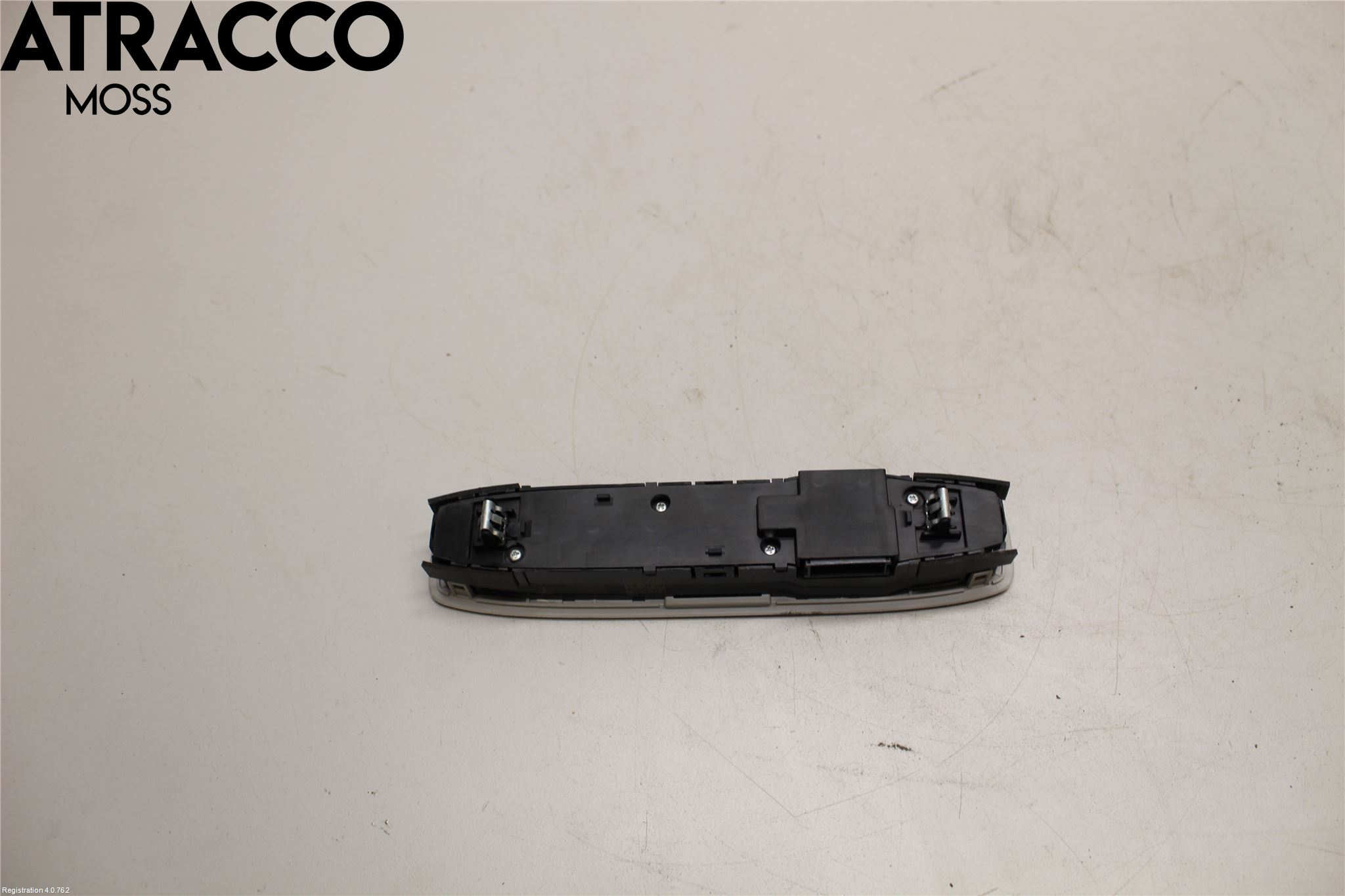 Tesla MODEL 3 17- Innr Taklys