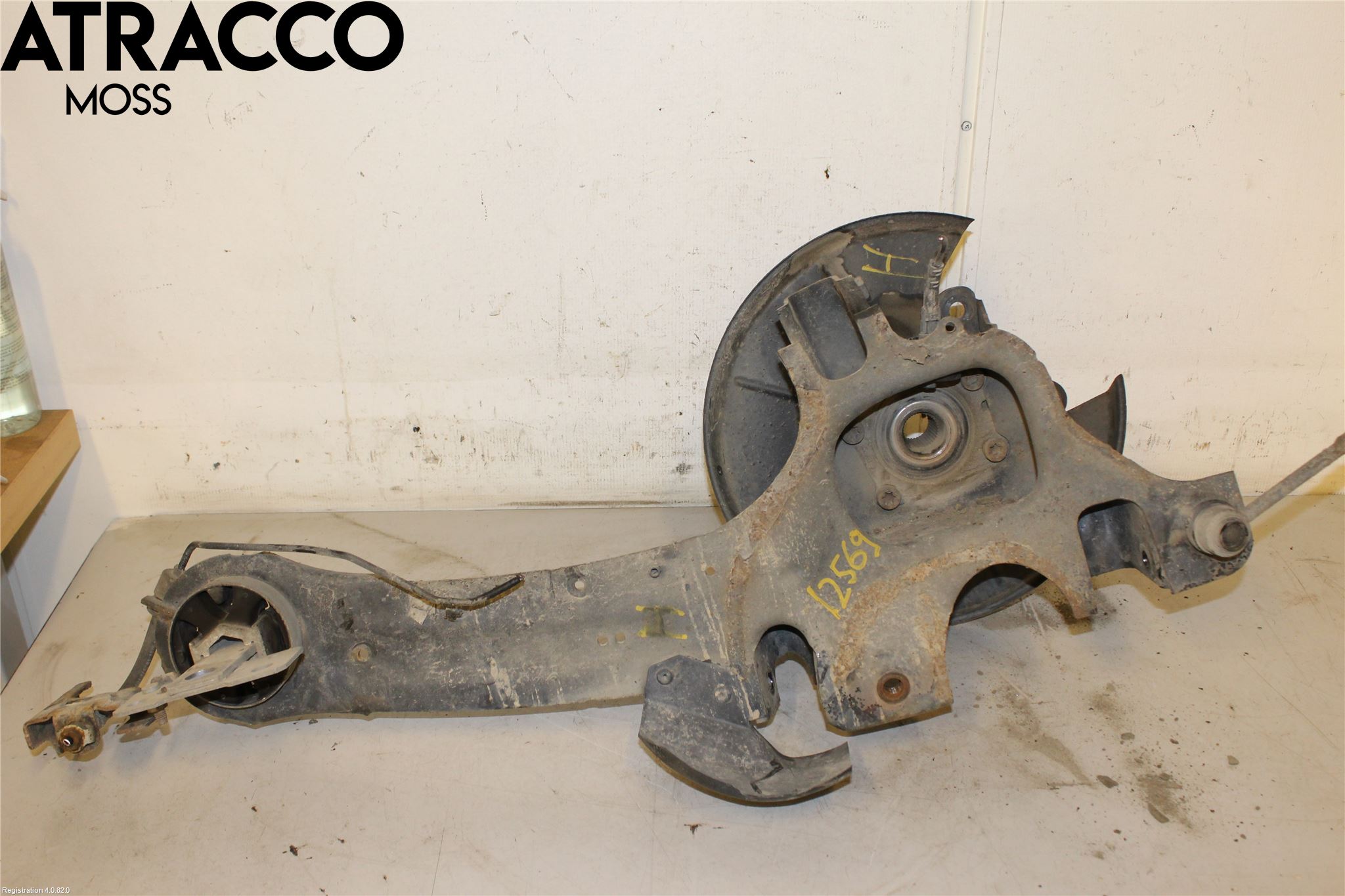 Volvo XC70 08-13 Spindel Hb