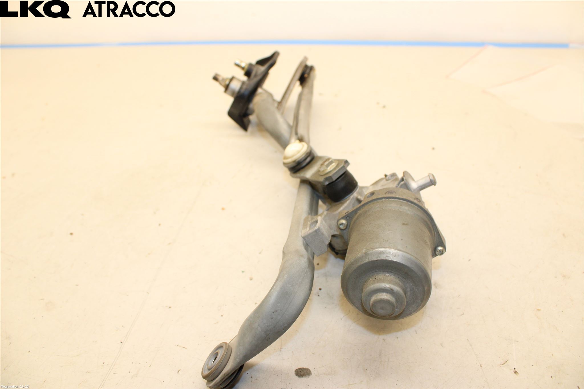 Toyota YARIS XP130 15-20 Viskermotor Frontrute