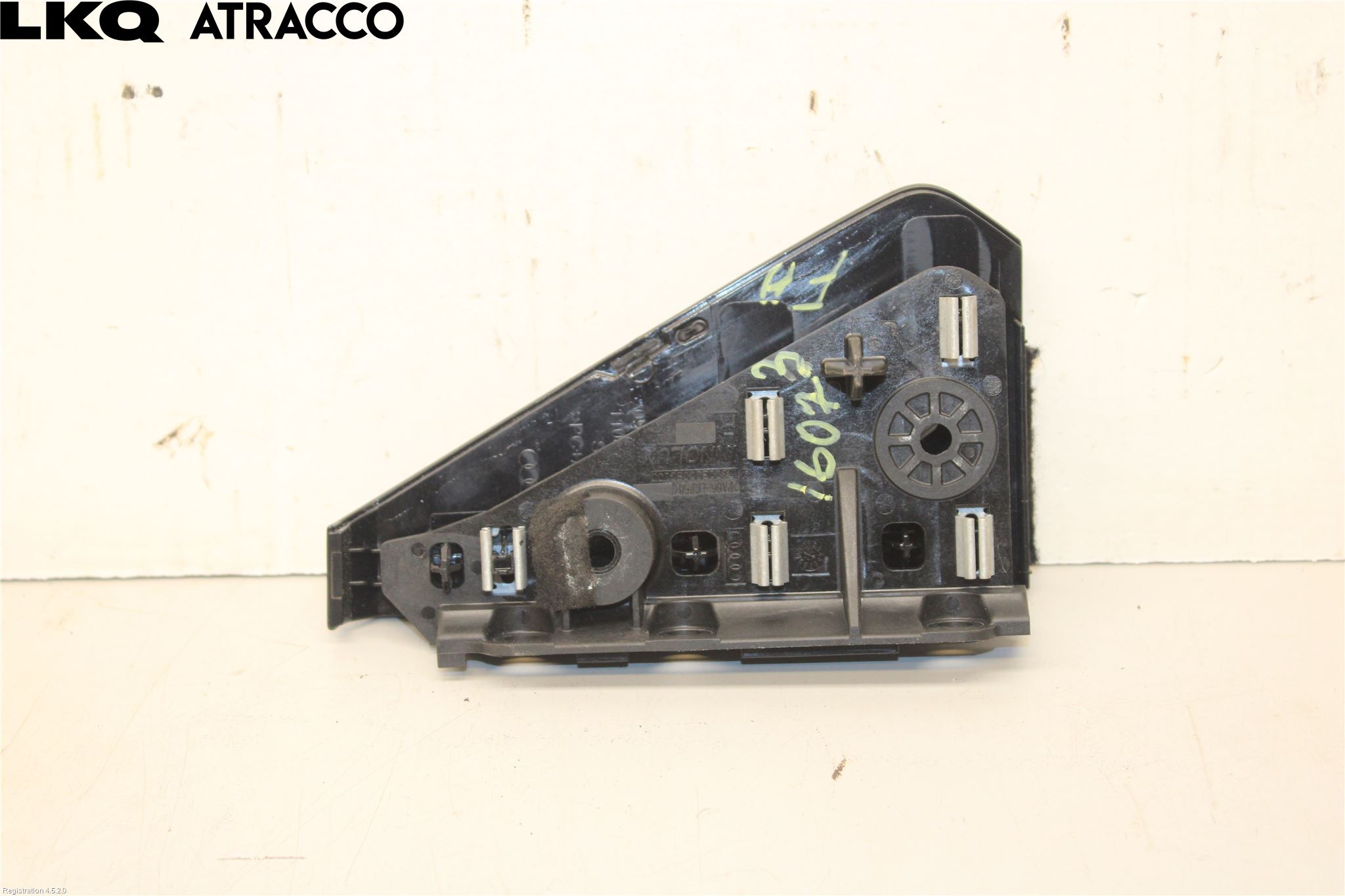 Audi E-TRON, S GE 19- Innr Dashbord Sparkeplate