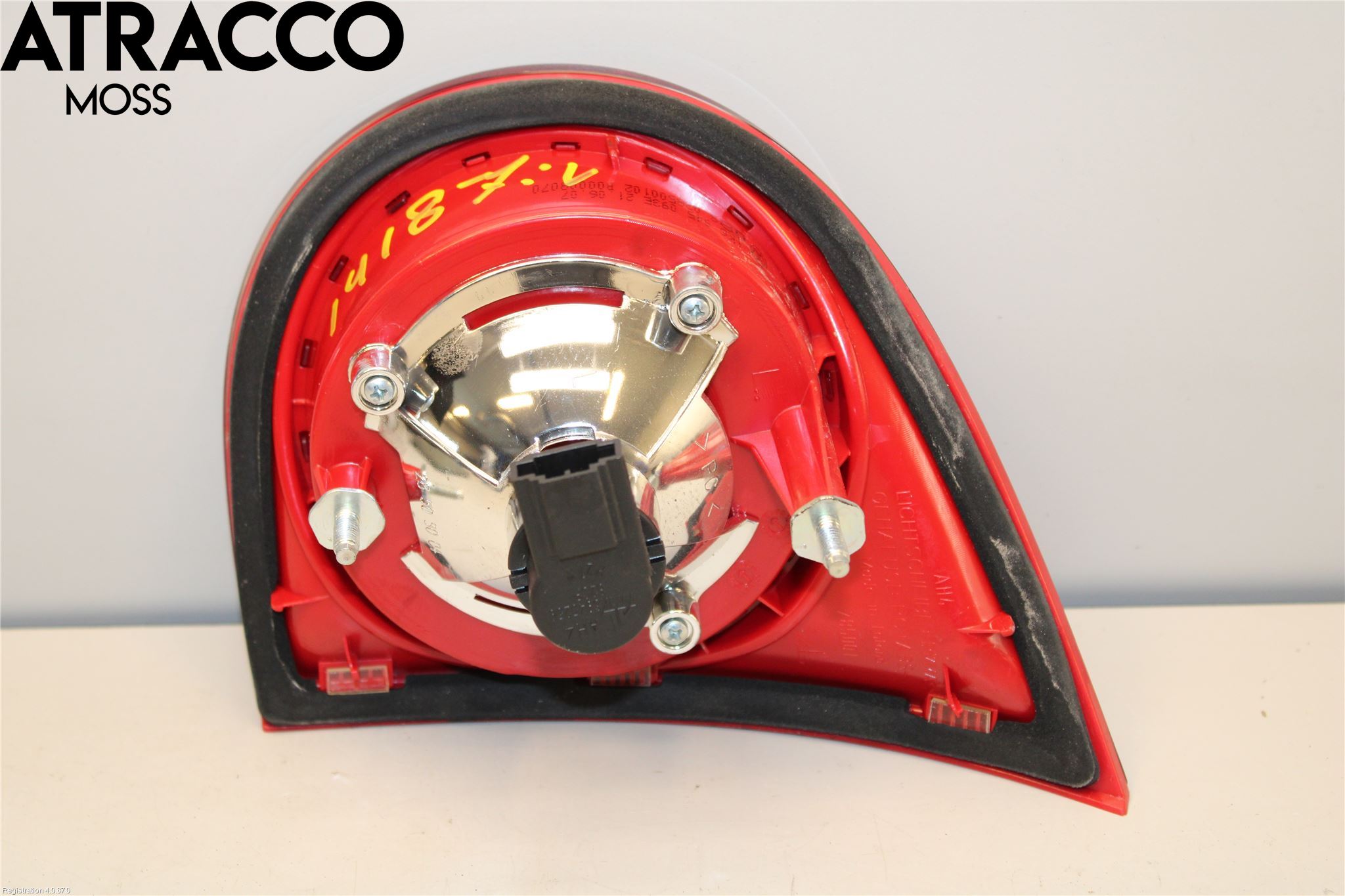 Volkswagen VW GOLF V 04-09 Baklykt Venstre  På Luke(Indre