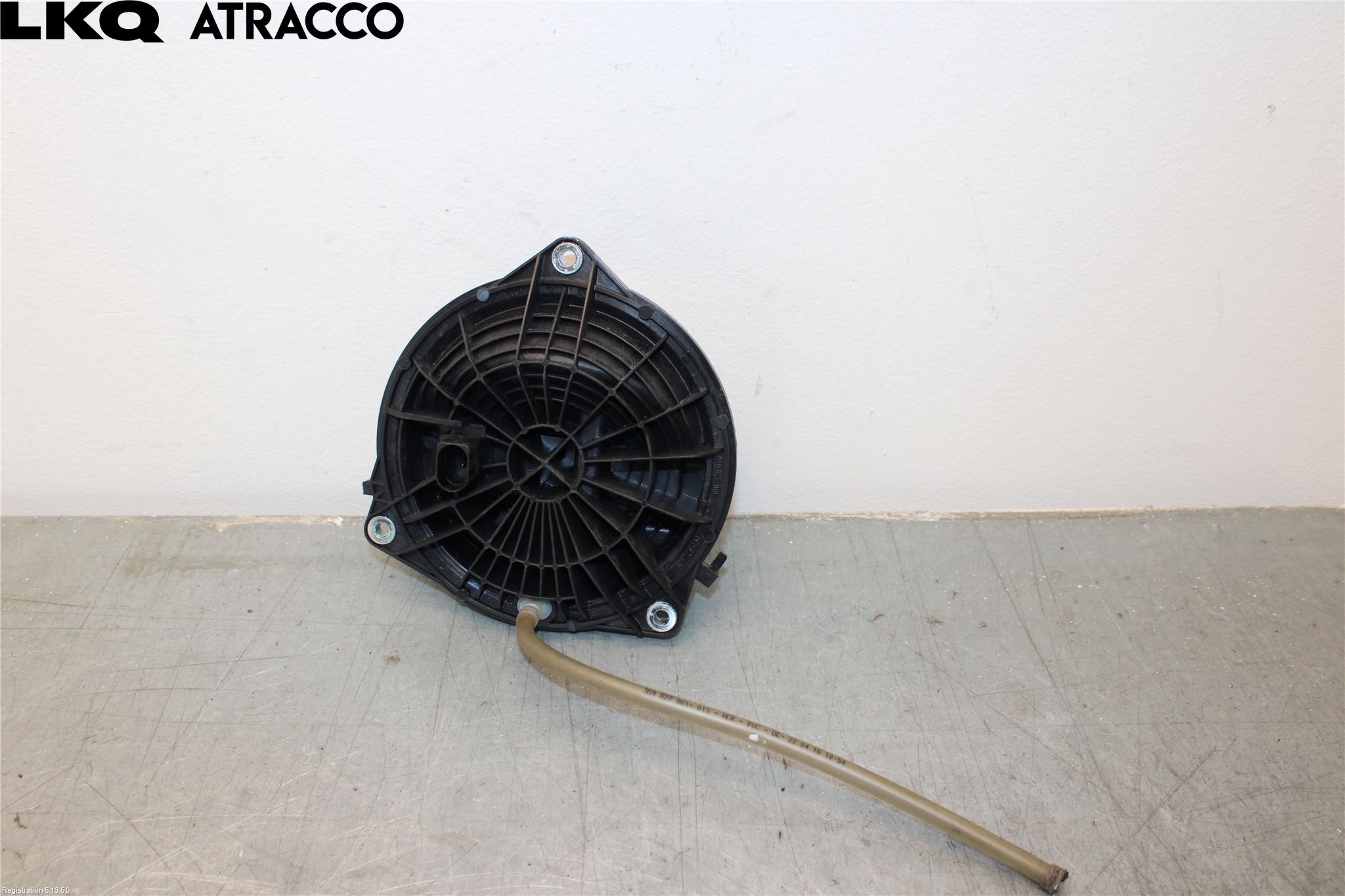 Volkswagen VW PASSAT 15-19 Bakluke Handtak Ytre