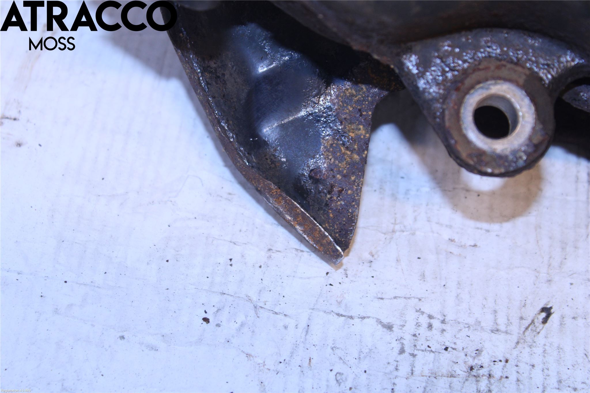 Toyota AURIS 13-19 Spindel Hb