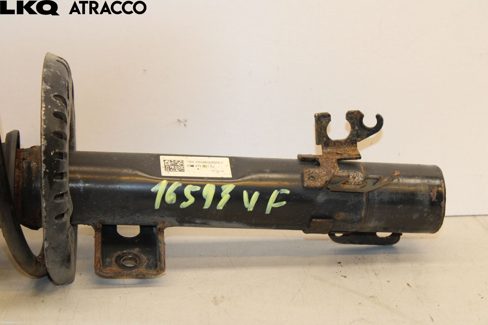 Volkswagen VW POLO 10-17 Fjærbein Foran Venstre