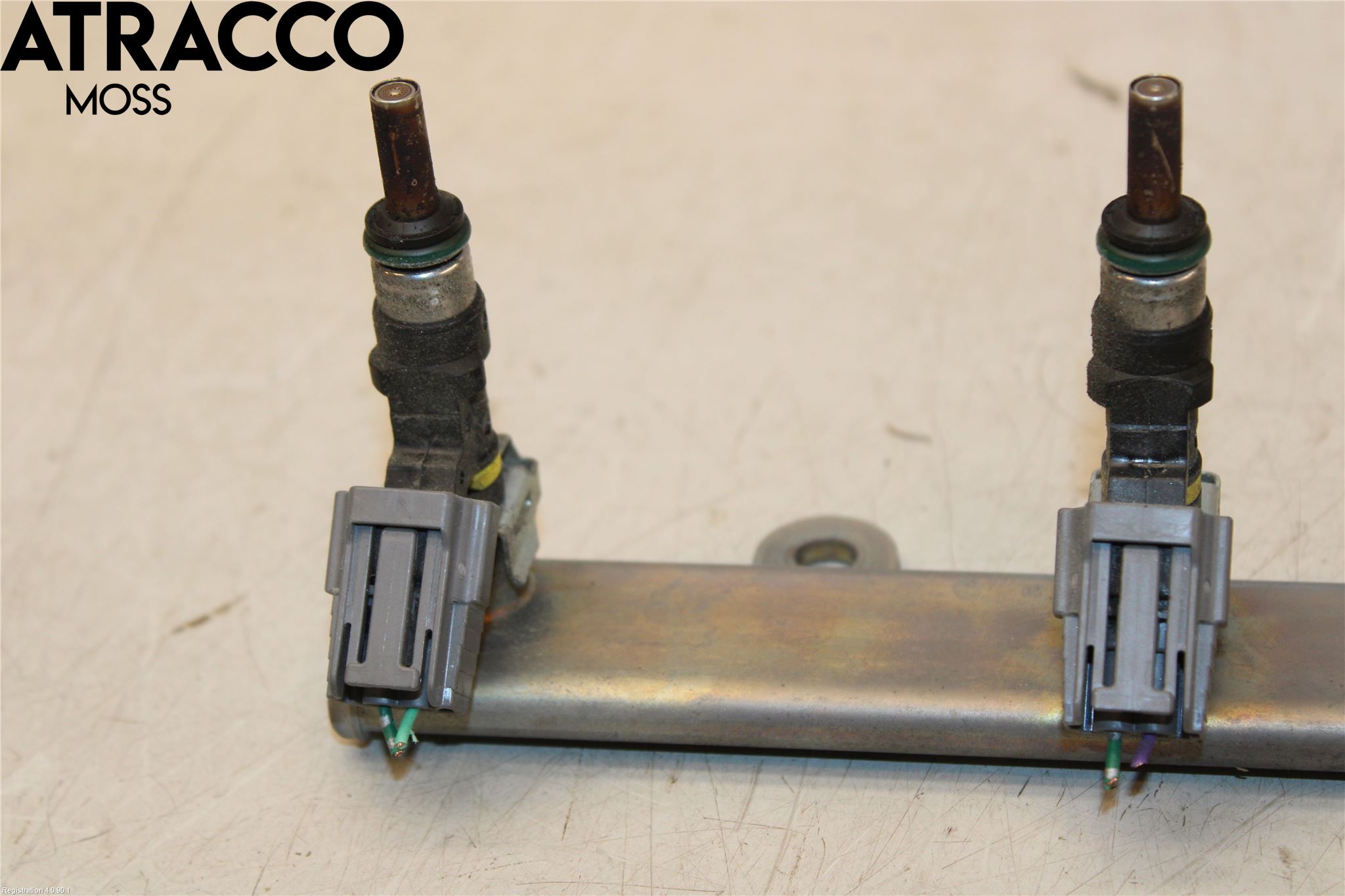 Mitsubishi OUTLANDER 13-21 Inns Drivstoffordeler-Galleri