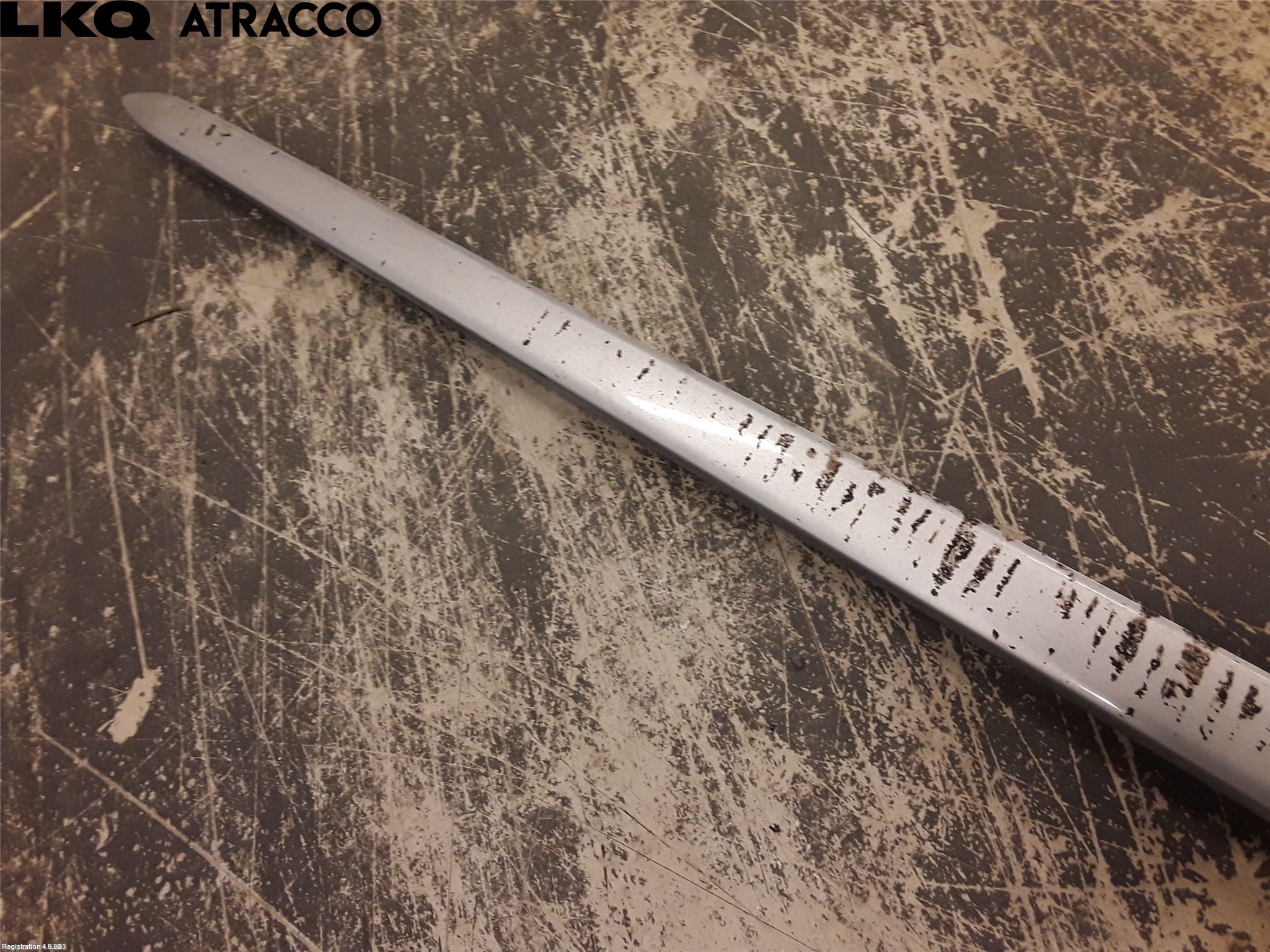 Audi A4 12-15 Kanalskjørt Høyre