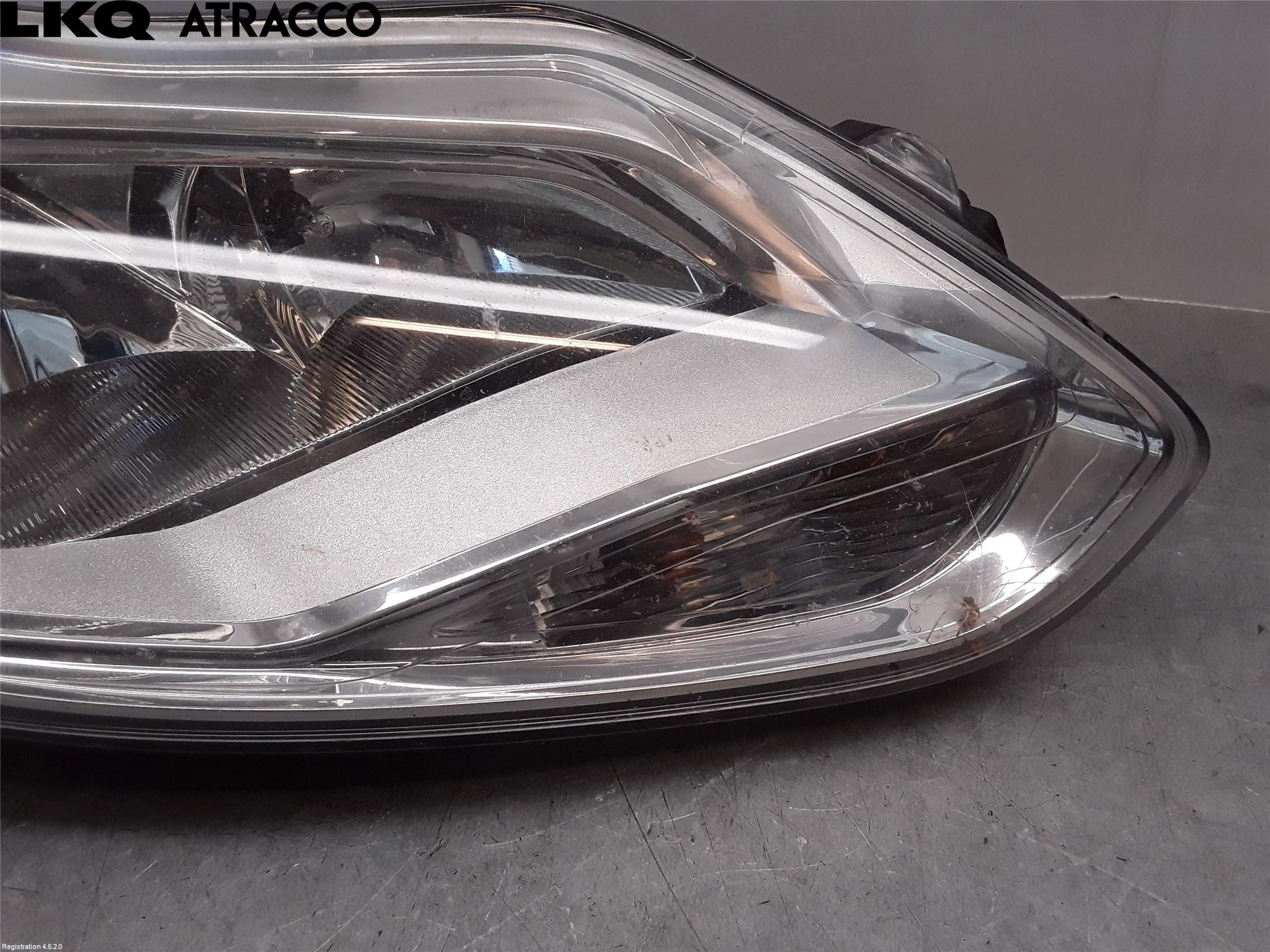 Ford FOCUS 11-14 Frontlykt Høyre