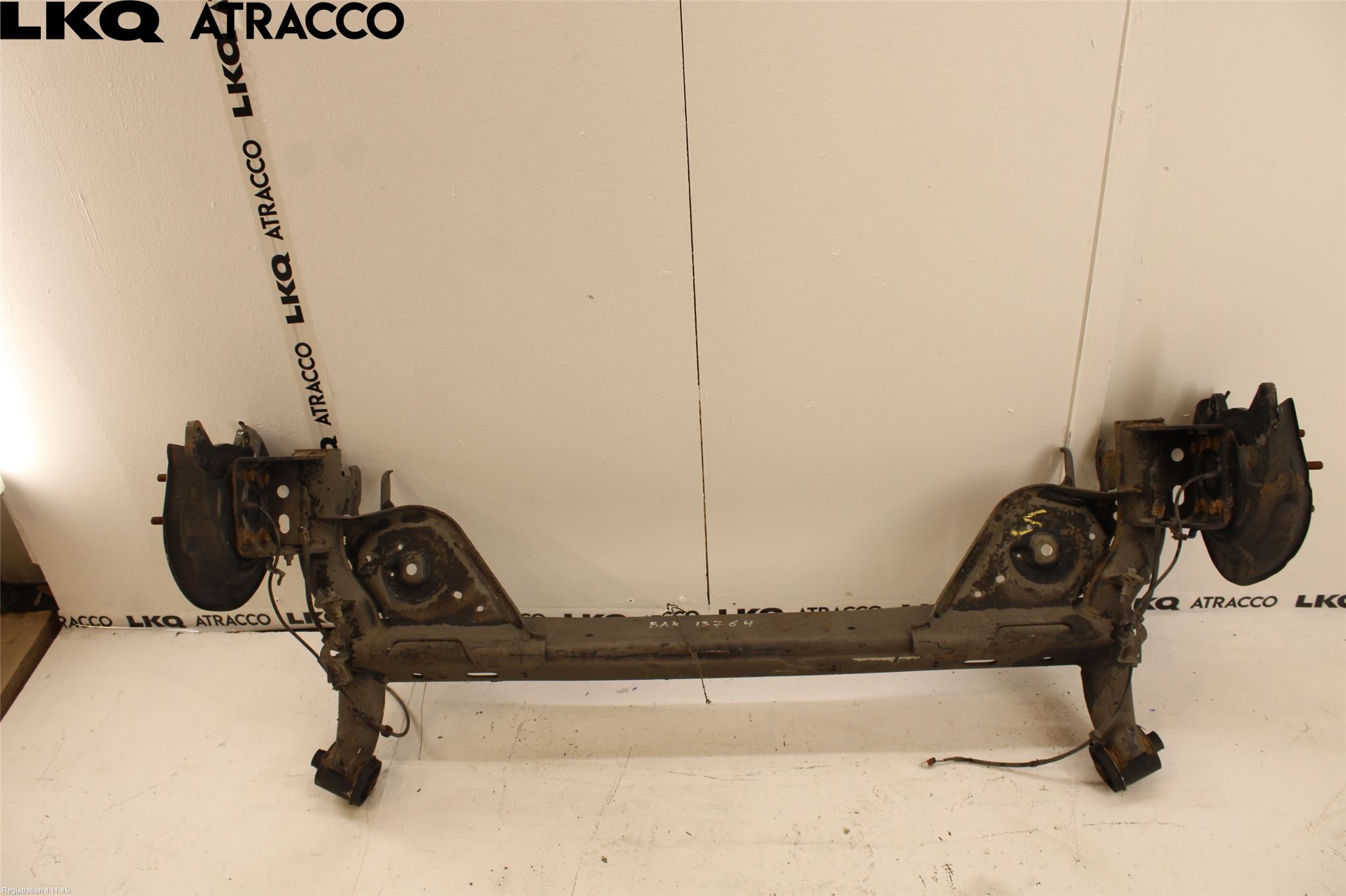 Nissan LEAF 18- Bakaksel