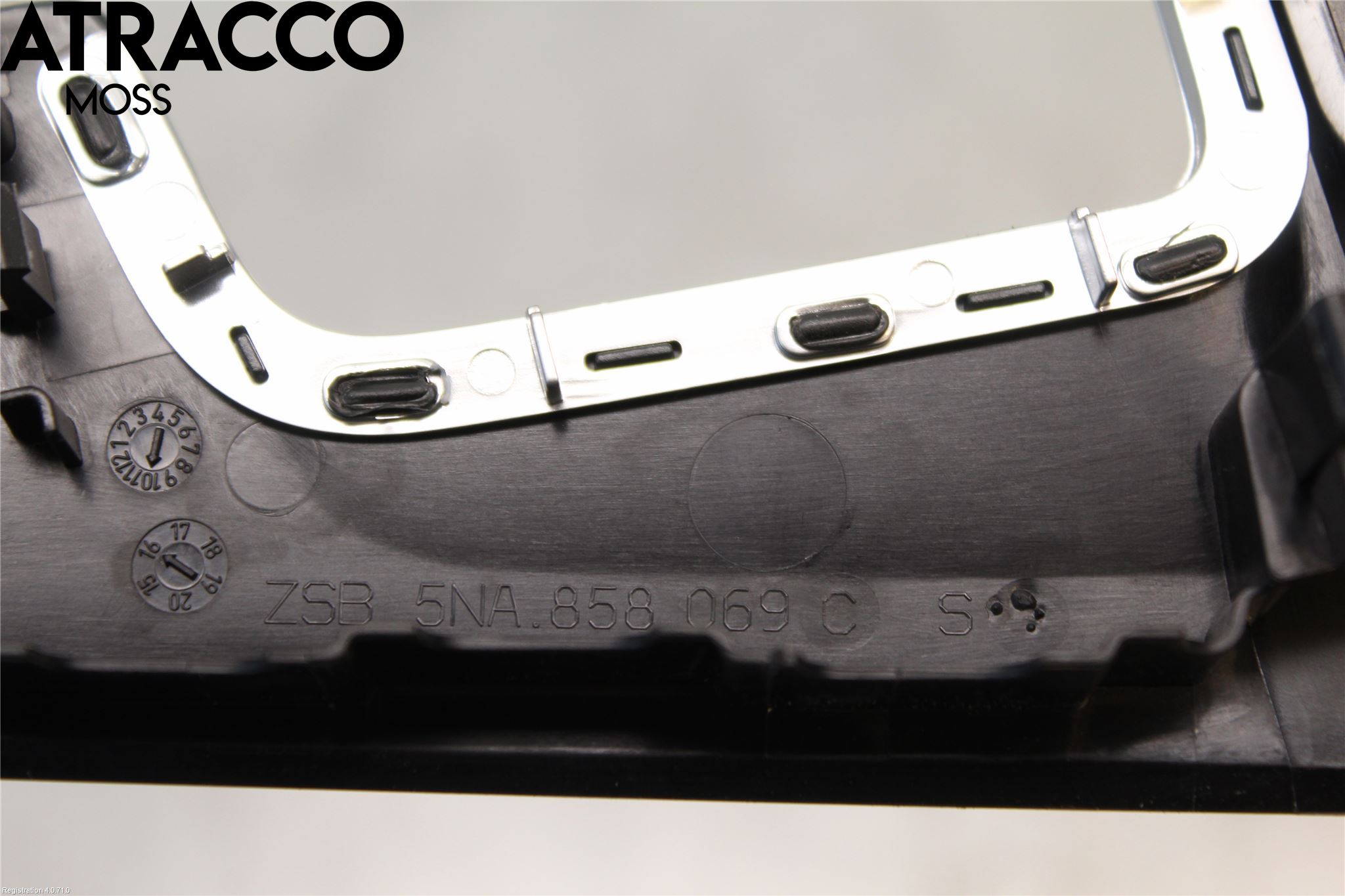 Volkswagen VW TIGUAN 16-24 Innr Dekor Instrbord