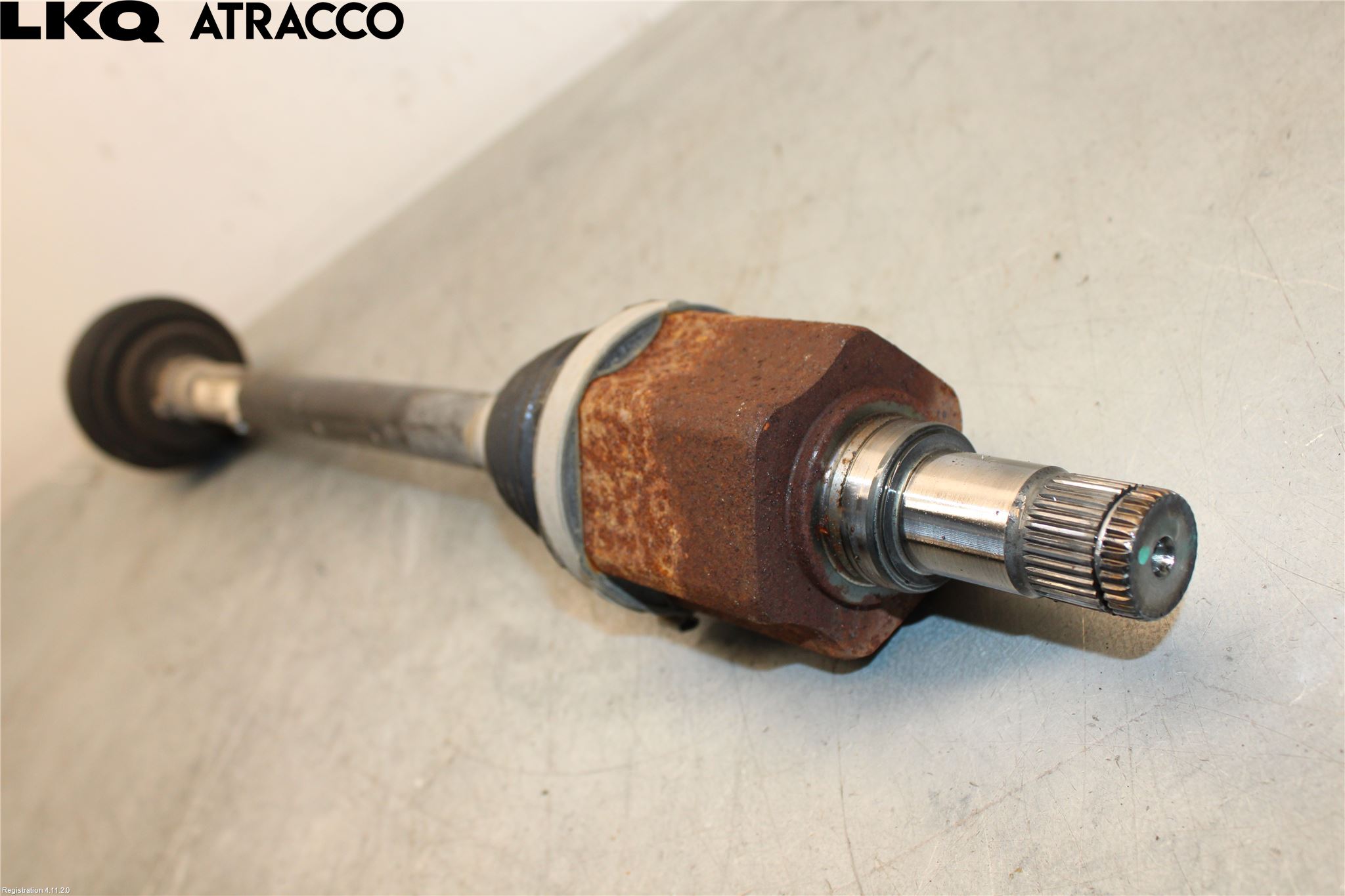 Volkswagen VW UP! / E-UP! Drivaksel Foran Kompl Høyre