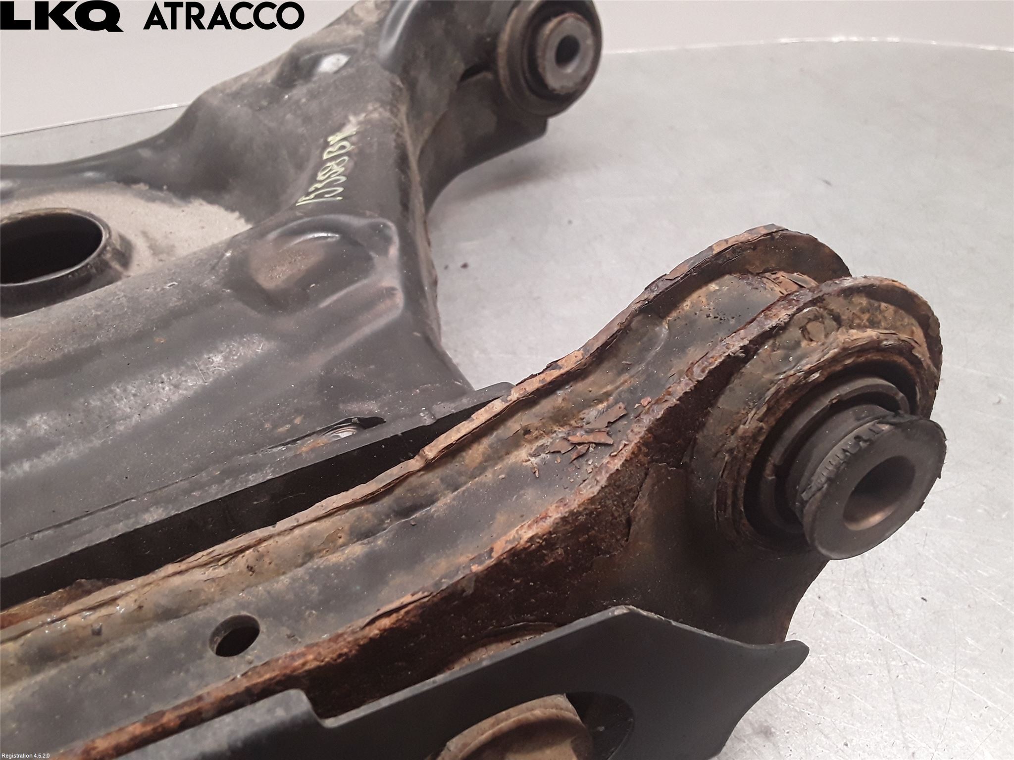 Renault CAPTUR 20-24 Bærearm Bak Høyre