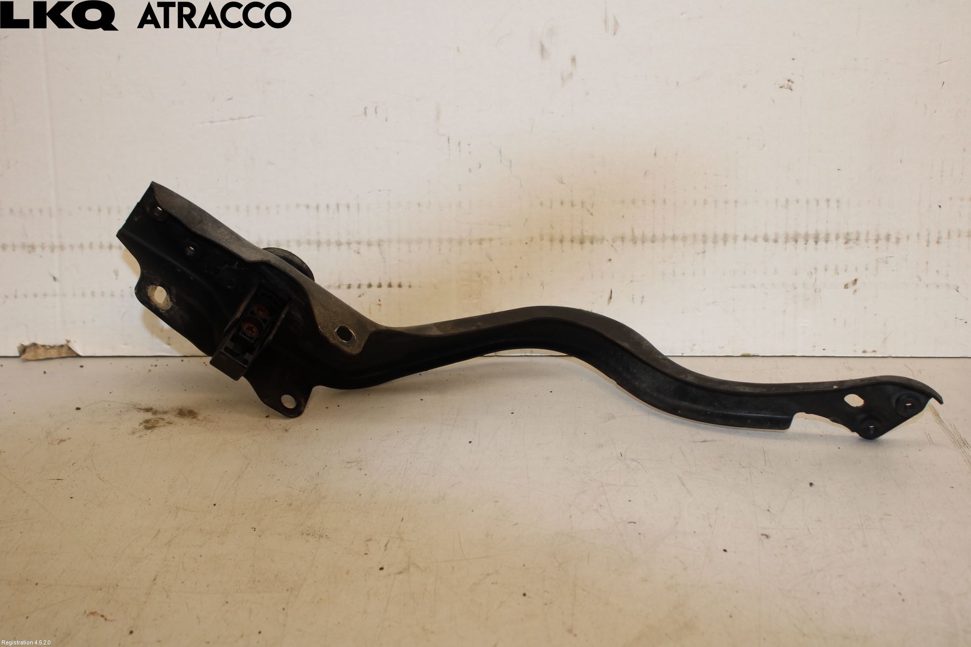 Mercedes-Benz MB E-KLASS (W212) 09-16 Frontlykt Holder-Feste