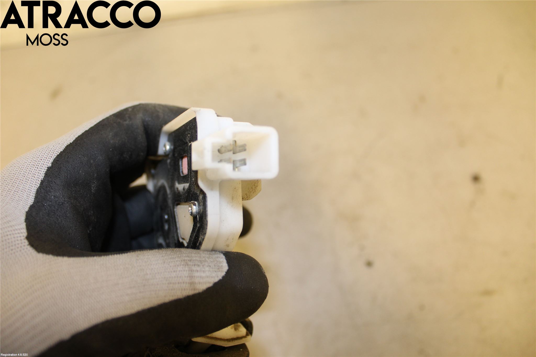 Nissan LEAF 18- Bakluke-Lokk Låsekasse