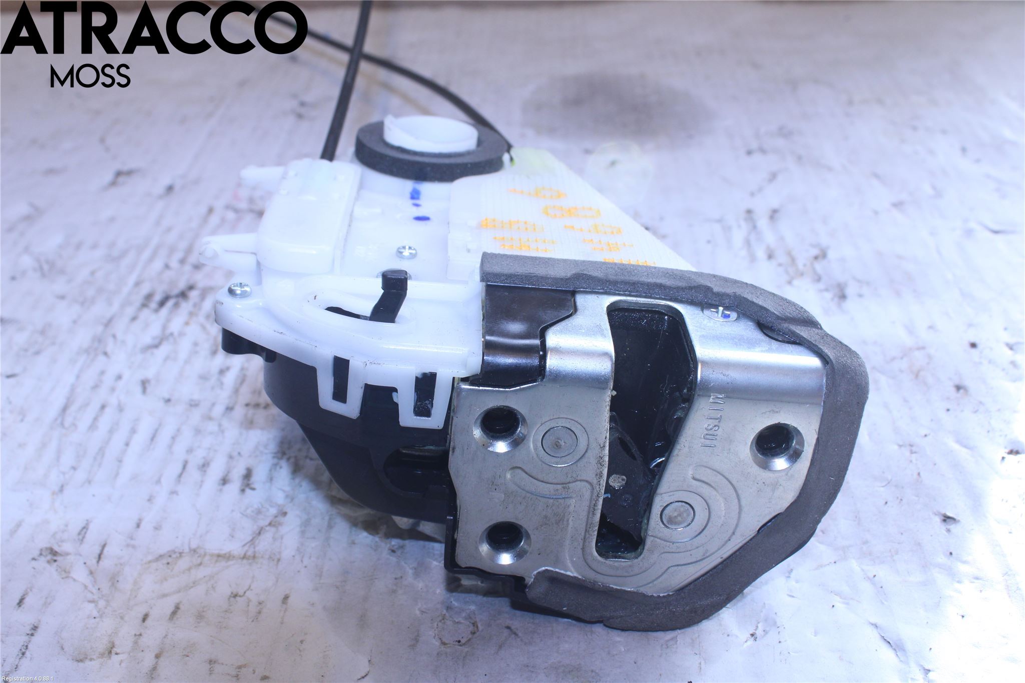 Toyota YARIS XP130 12-14 Dørlås - Låsekasse