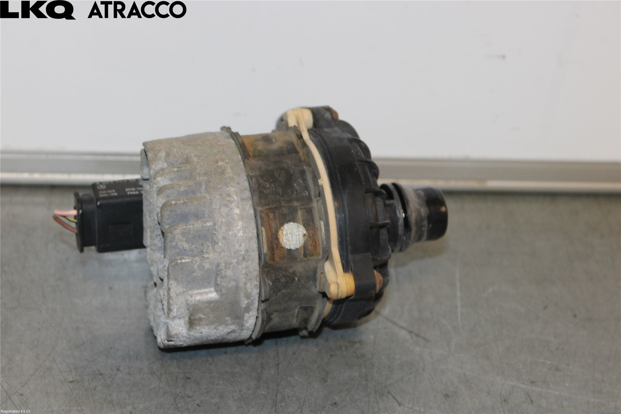Mercedes-Benz MB GLC-KLASS (X253/C253) 15-22 Vannpumpe