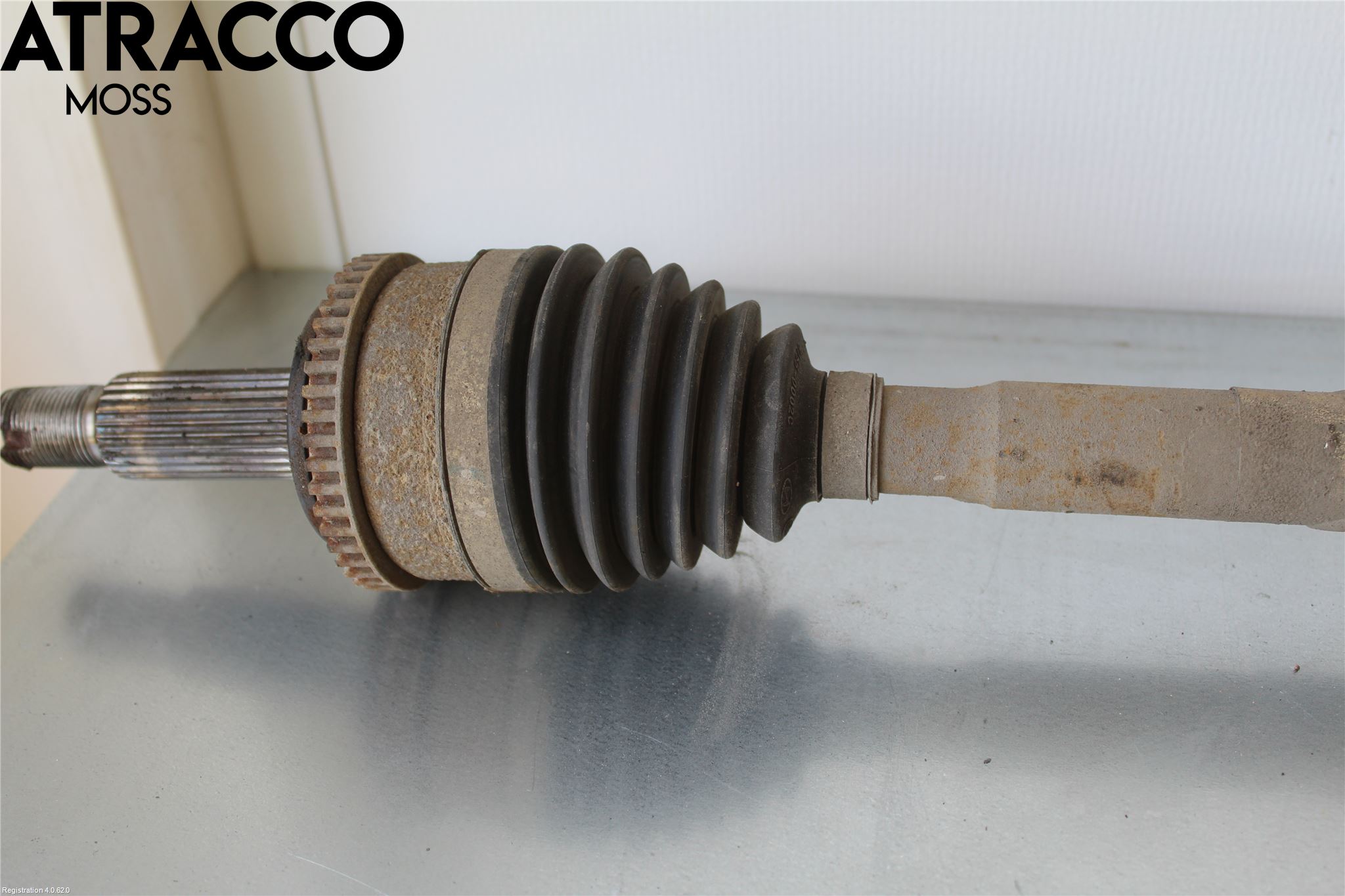 Kia CEED 12-18 Drivaksel Foran Kompl Høyre