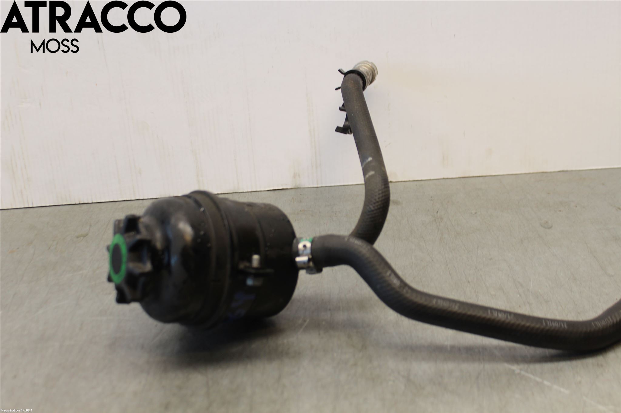 BMW 3 E90/91 SED/TOU 05-12 Servo Oljebeholder