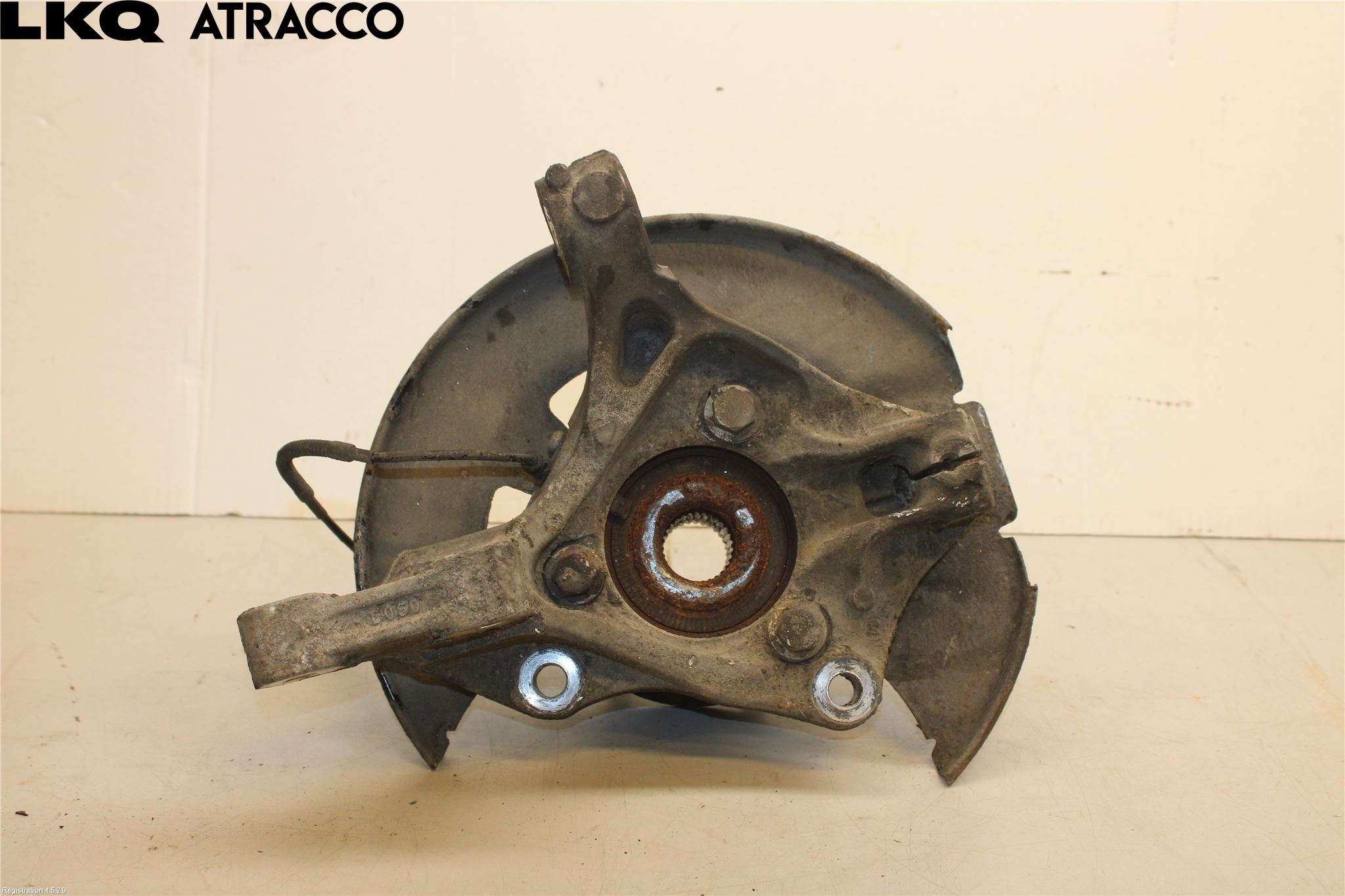 Opel ZAFIRA C 12-19 Spindel Hf