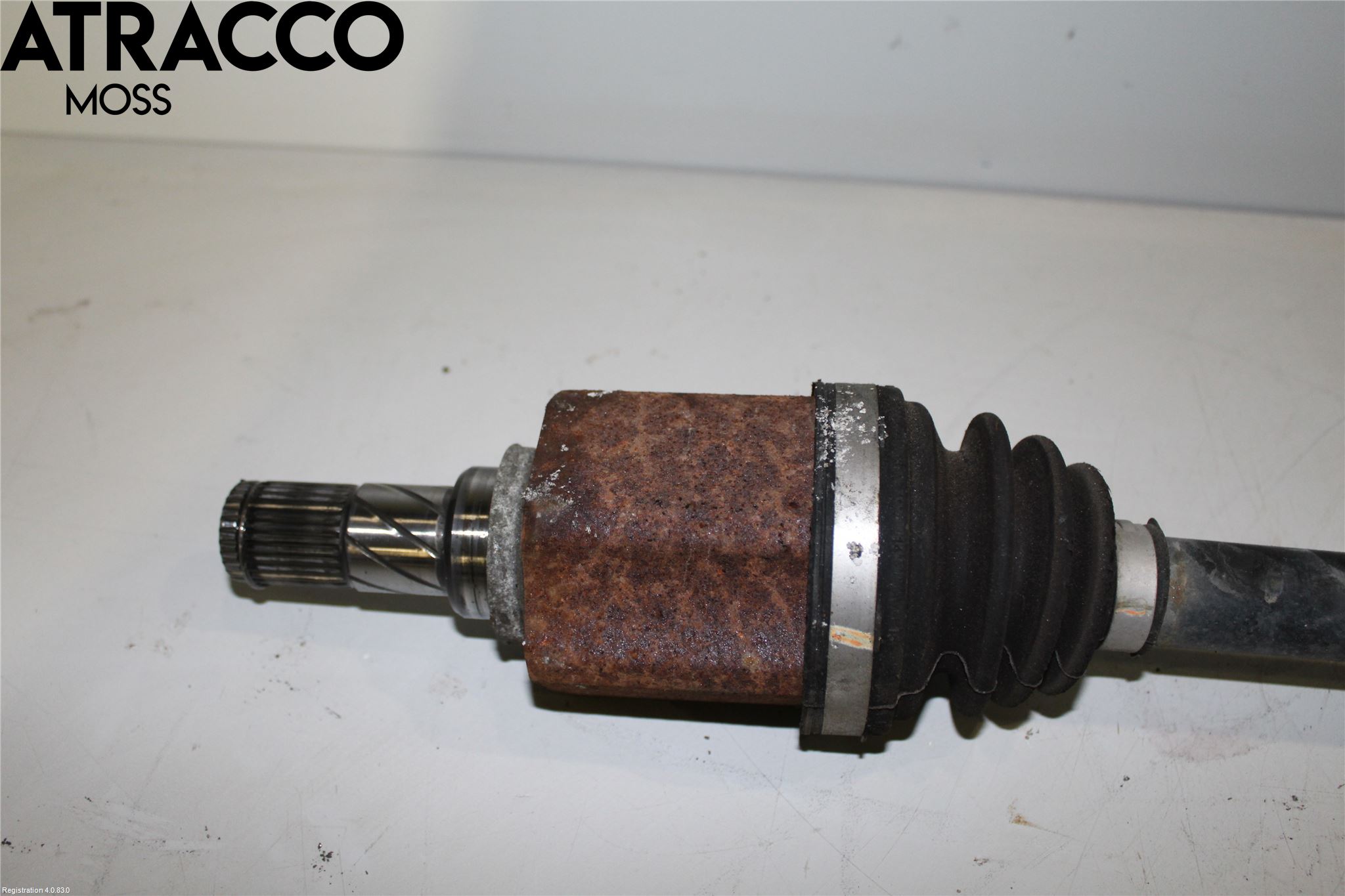 Nissan LEAF 11-17 Drivaksel Foran Kompl Venstre