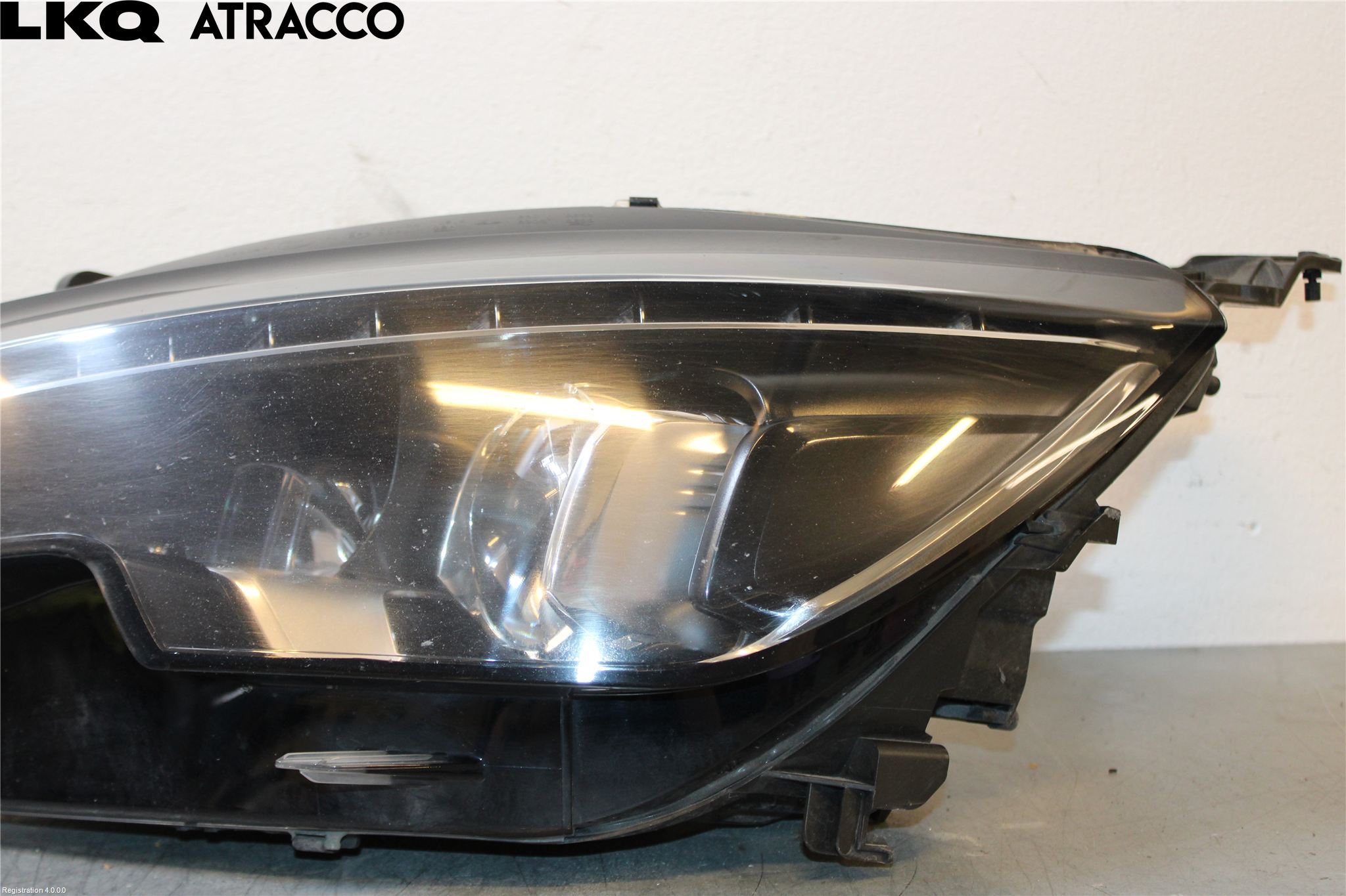 Peugeot 308 14-21 Frontlykt Venstre