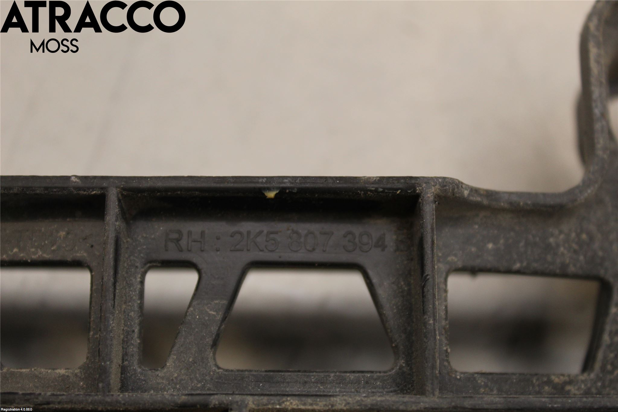 Volkswagen VW CADDY 16-20 Støtfangerfeste Bak Høyre