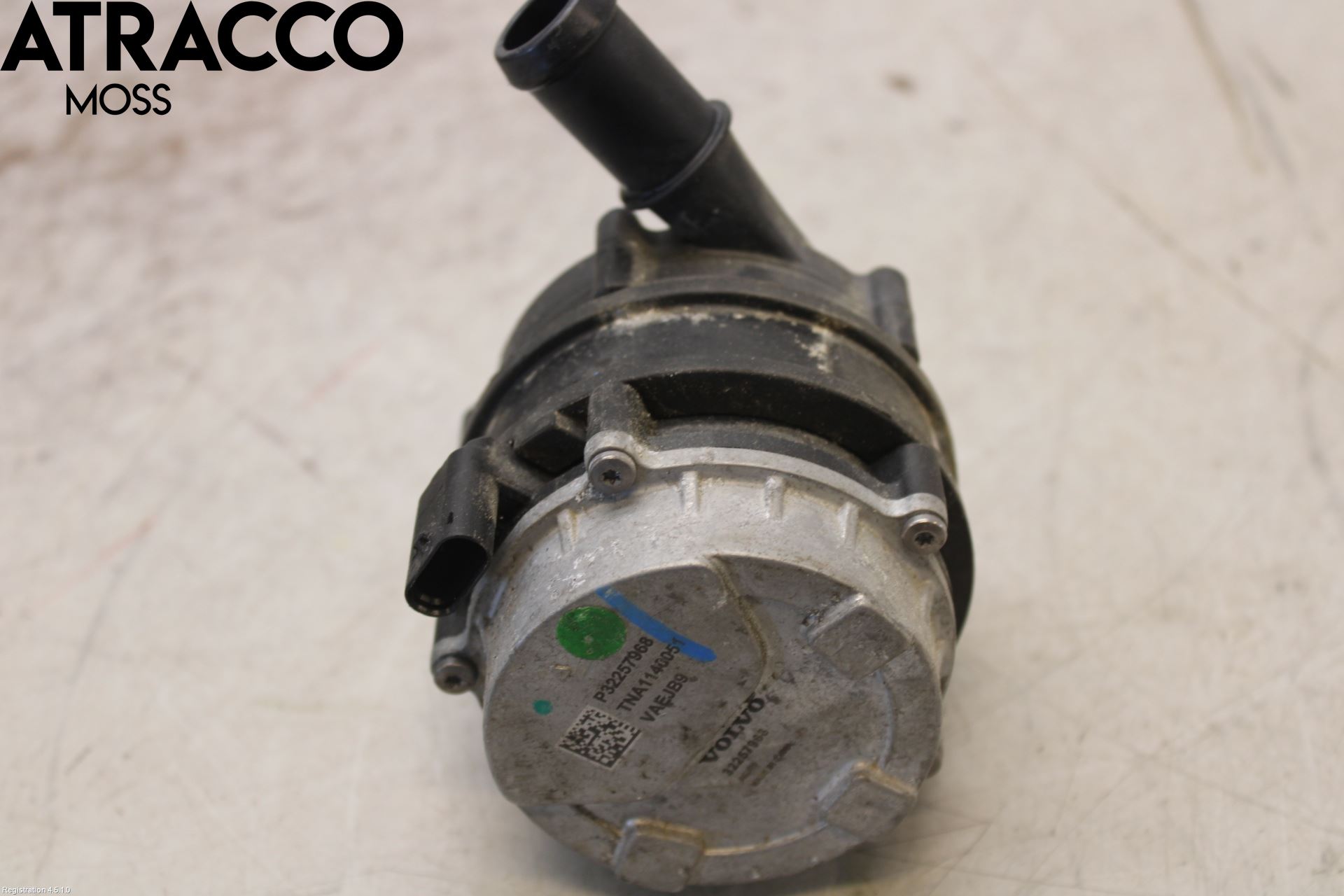 Volvo XC40/RECHARGE 18- Vannpumpe