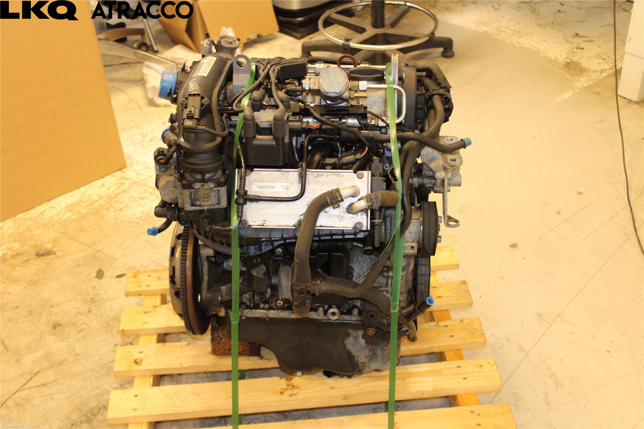 Volkswagen VW GOLF VI 09-13 Motor Bensin
