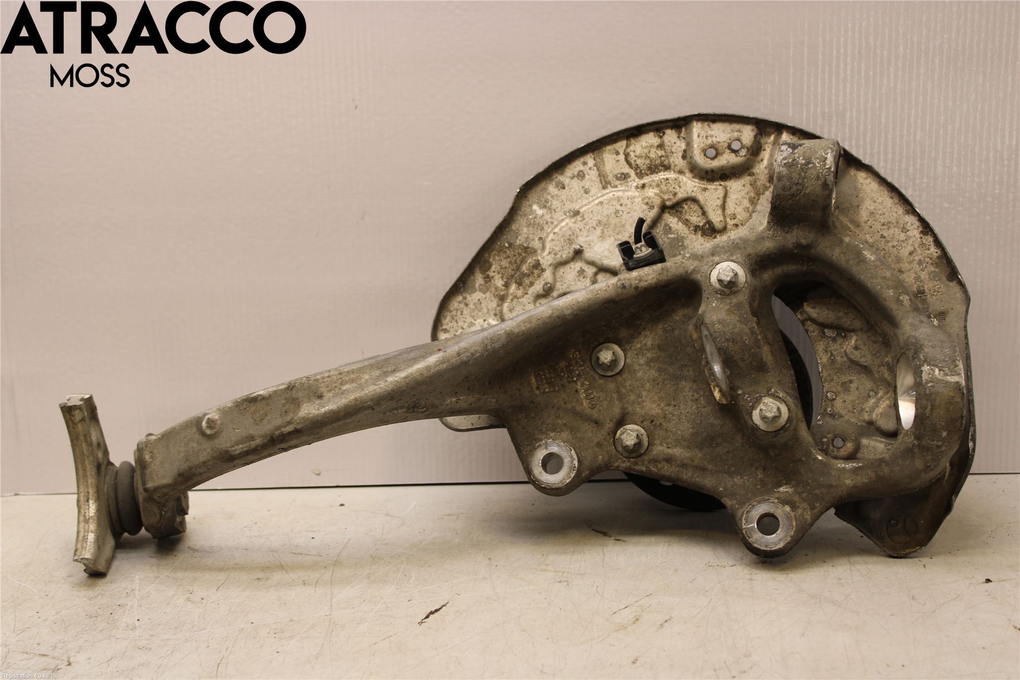 Mercedes-Benz MB C-KLASS (W205) 14-21 Spindel Vf