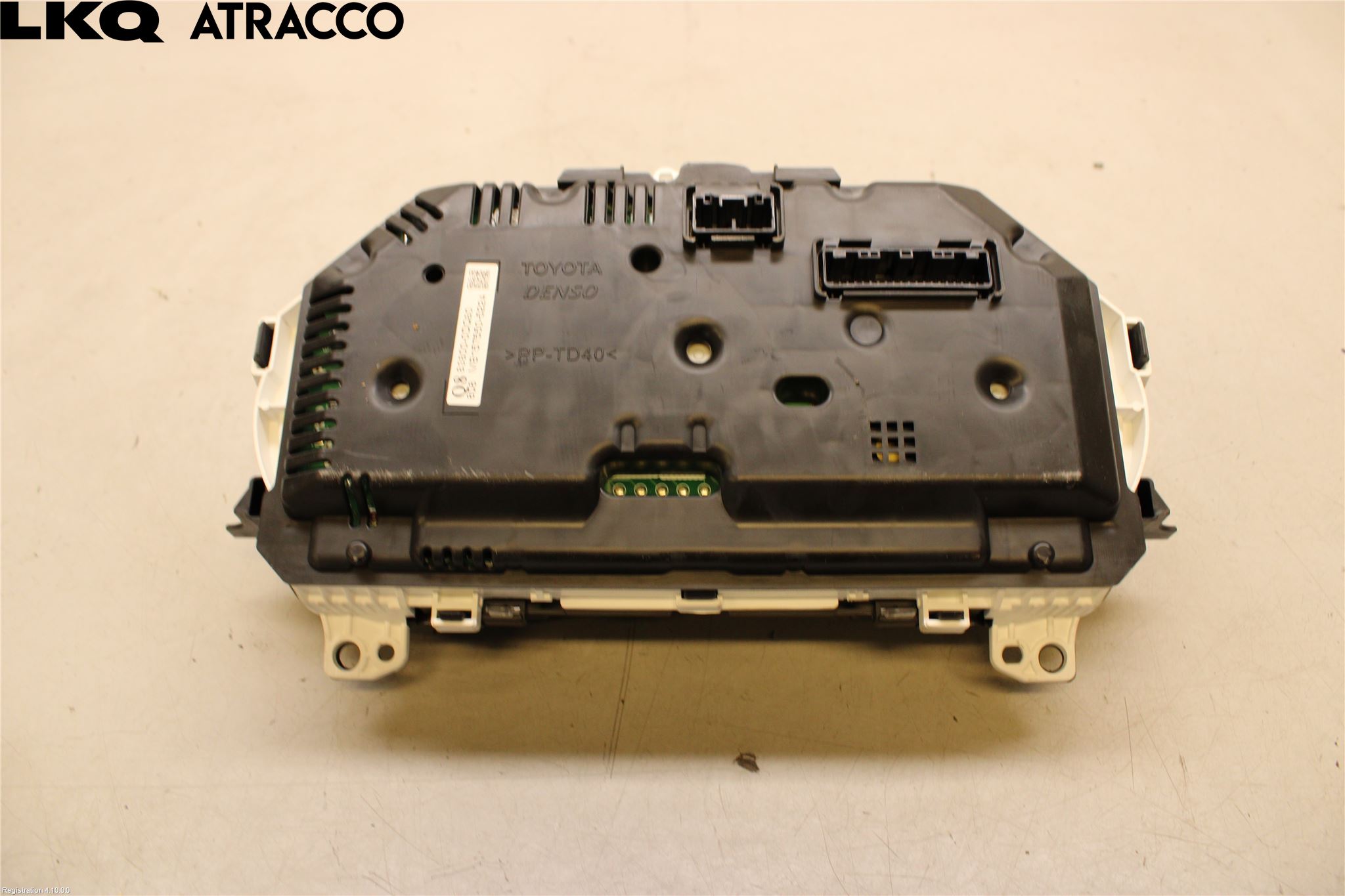 Toyota YARIS XP130 12-14 Instr Kombinert