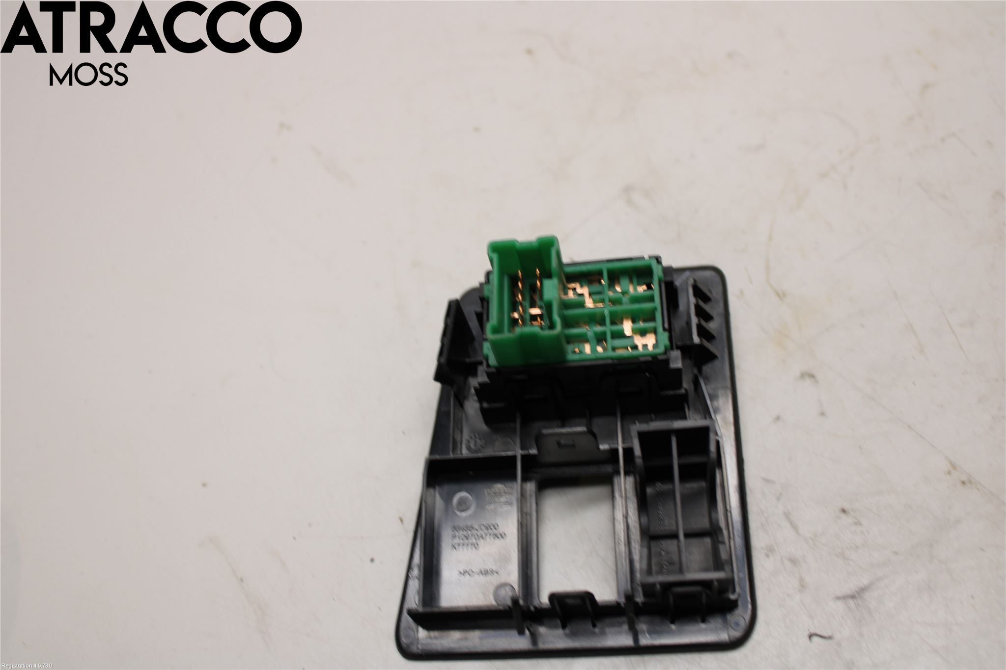 Nissan QASHQAI 10-14 Bryter Speil